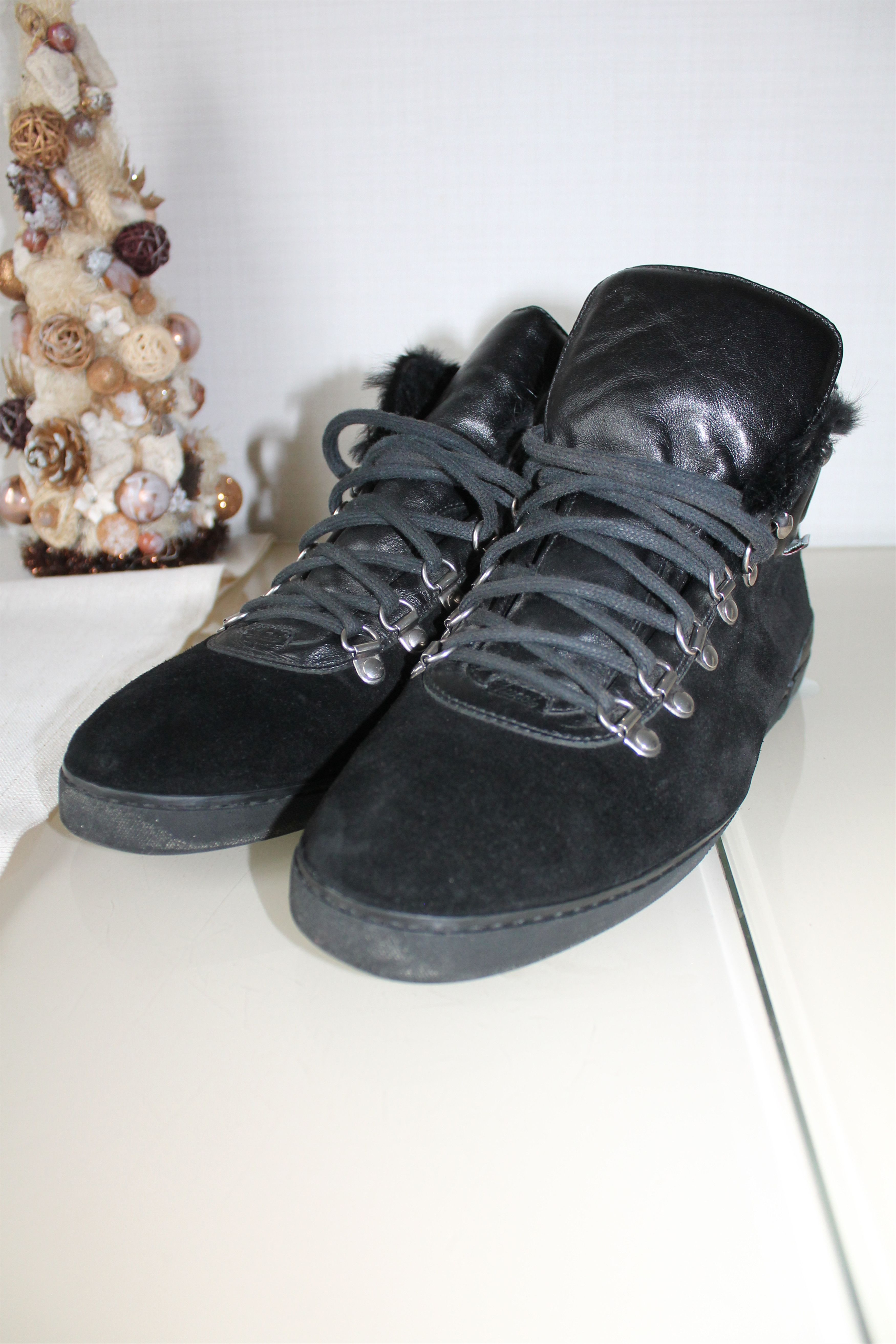 Gucci GUCCI Suede High Top Suede Black Boots / Sneakers Size US 7.5 / EU 40-41 - 4 Thumbnail