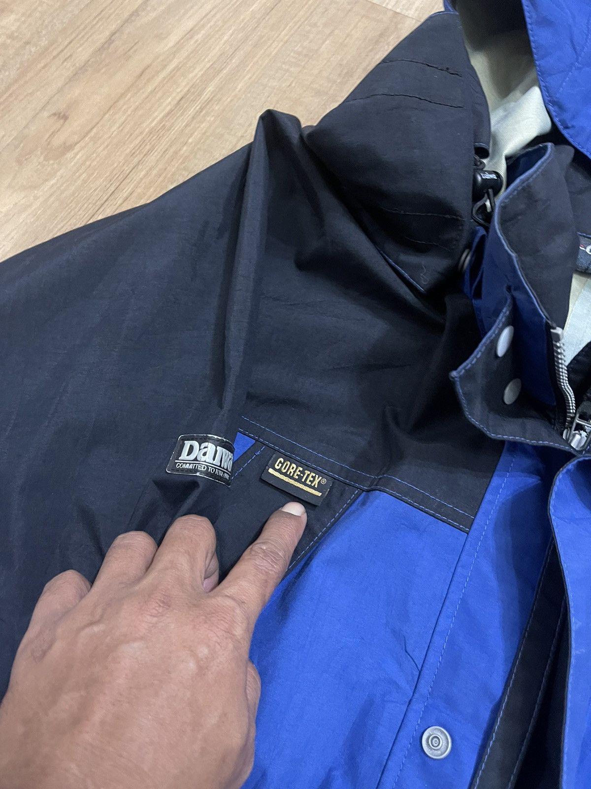 DAIWA × Goretex × Vintage Vintage Daiwa X Goretex Windbreaker Size US L / EU 52-54 / 3 - 8 Thumbnail
