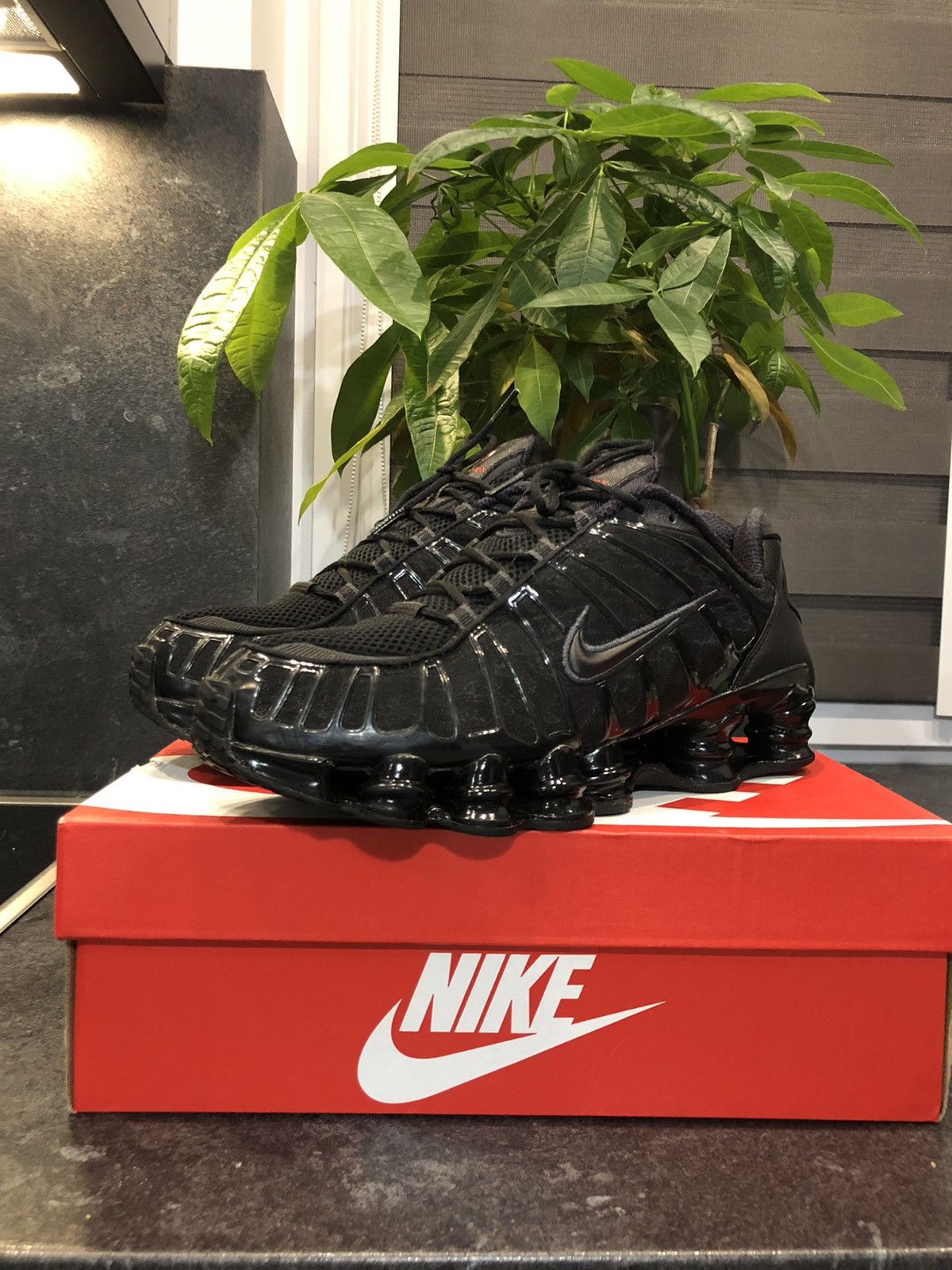 Nike Nike shox tl black 2019 Size US 11 / EU 44 - 1 Thumbnail
