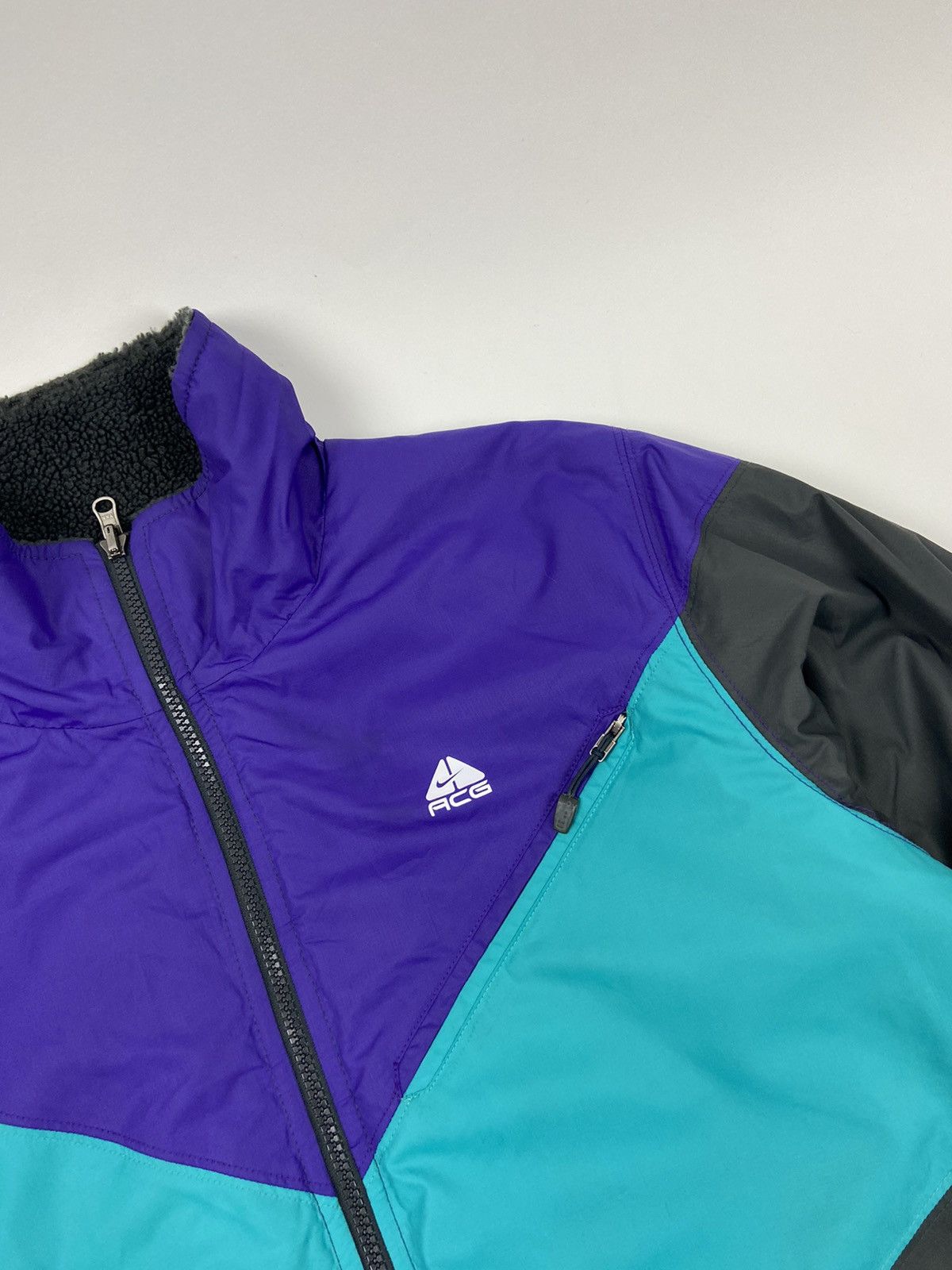 Nike ACG Vintage Nike ACG Reversible Sherpa Jacket Size US M / EU 48-50 / 2 - 11 Thumbnail