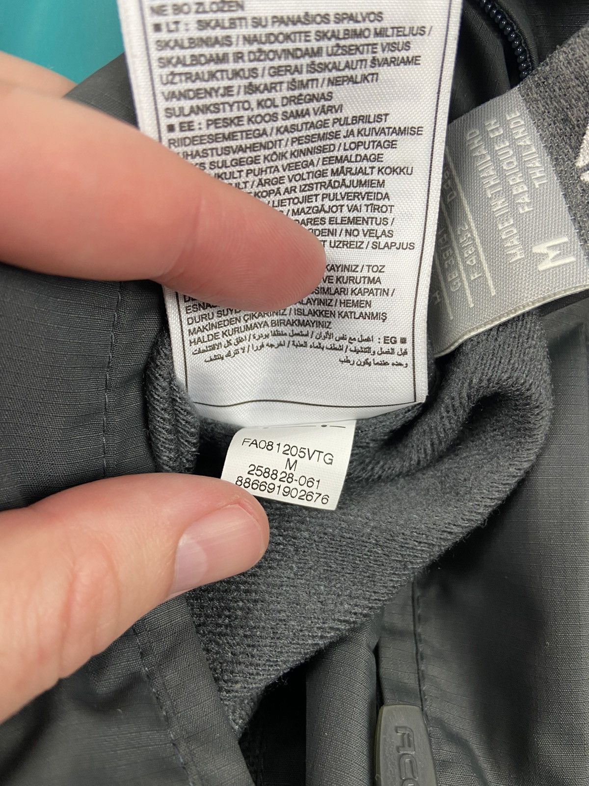 Nike ACG Vintage Nike ACG Reversible Sherpa Jacket Size US M / EU 48-50 / 2 - 16 Thumbnail