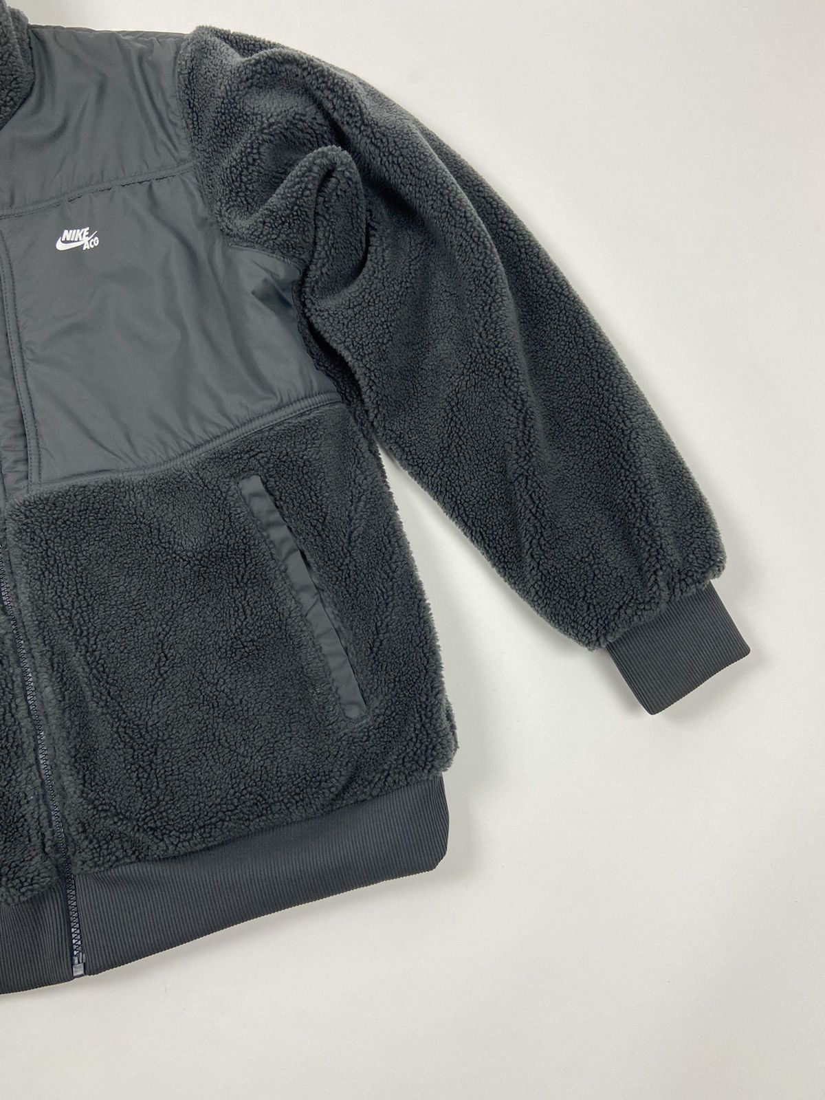 Nike ACG Vintage Nike ACG Reversible Sherpa Jacket Size US M / EU 48-50 / 2 - 3 Thumbnail