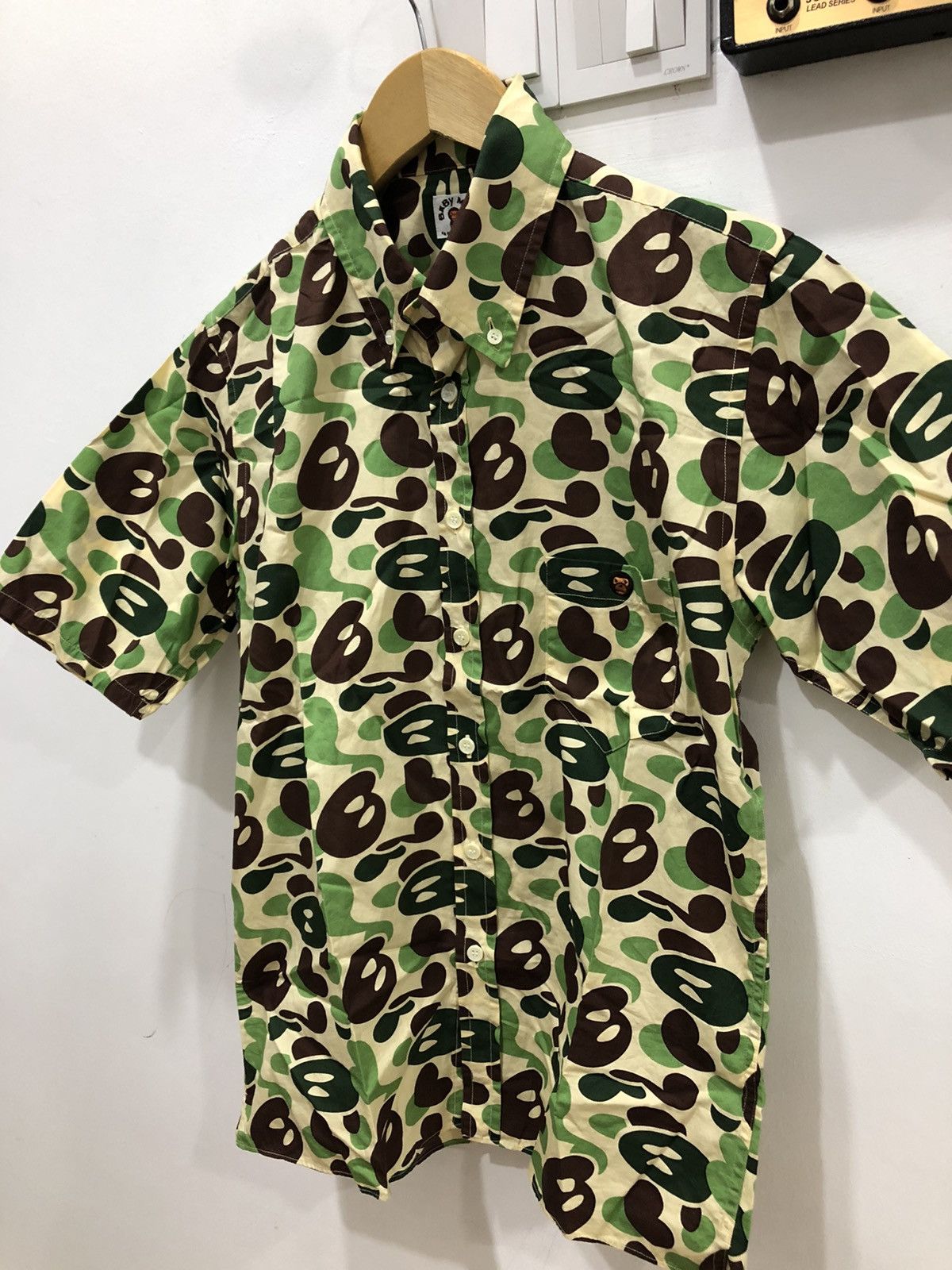 Bape SS06 Baby Milo Camo Button Up Shirt Size US S / EU 44-46 / 1 - 9 Thumbnail