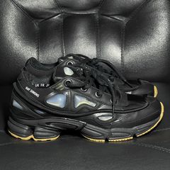 Raf simons clearance ozweego bunny black