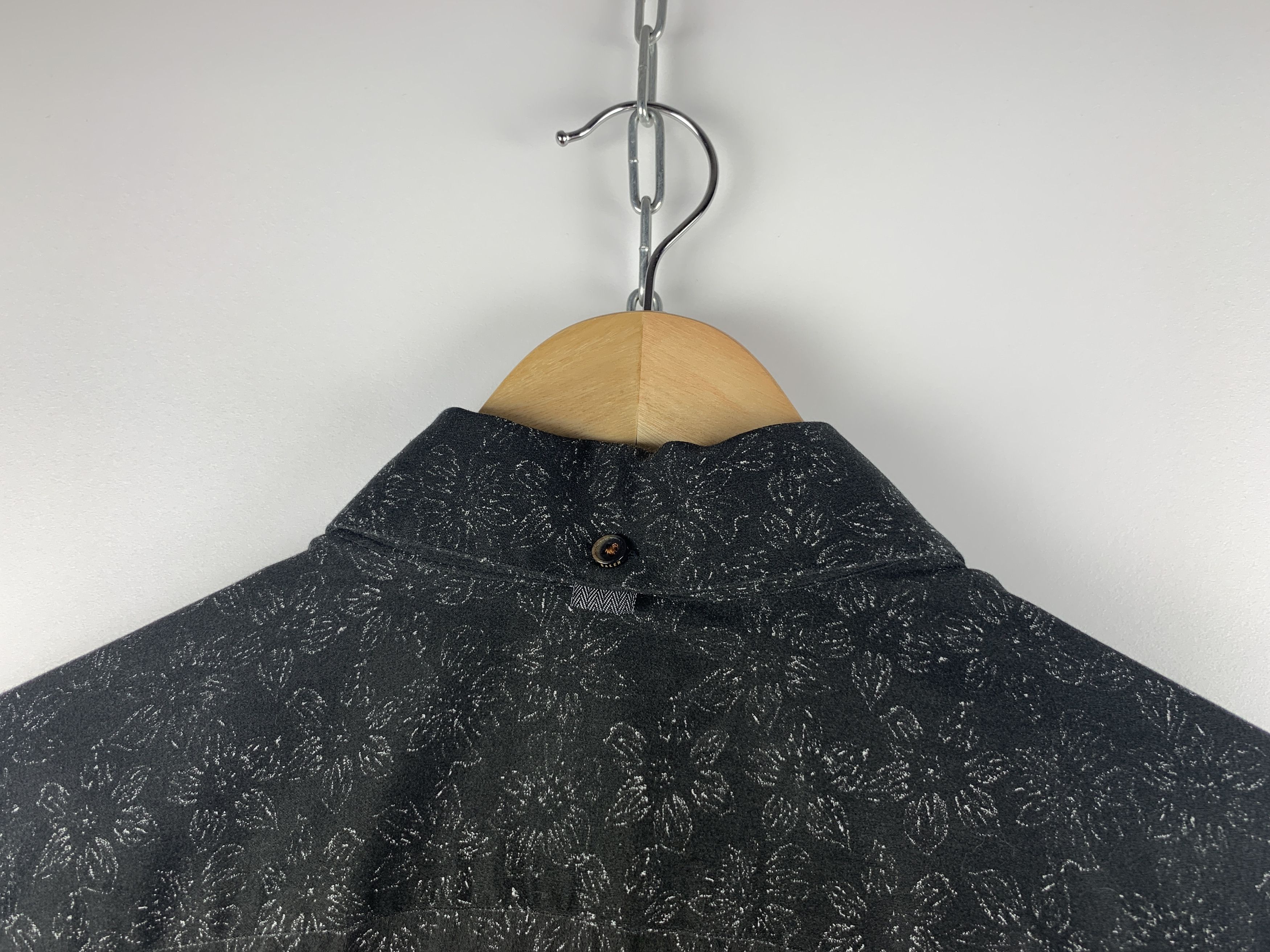 Ted Baker Ted Baker Floral Long Sleeve Shirt Button Down Size US S / EU 44-46 / 1 - 8 Thumbnail