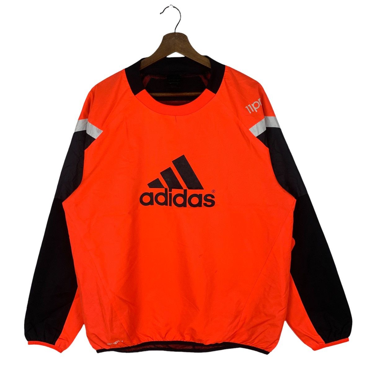 Adidas Adidas Sport 11 Crewneck Big Logo Windbreaker Sweatshirt Size US L / EU 52-54 / 3 - 1 Thumbnail