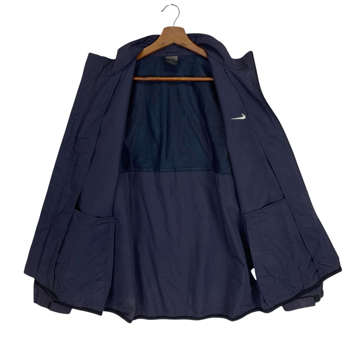 Nike Vintage Nike Swoosh Windbreaker Zip Up Jacket Size US M / EU 48-50 / 2 - 5 Thumbnail