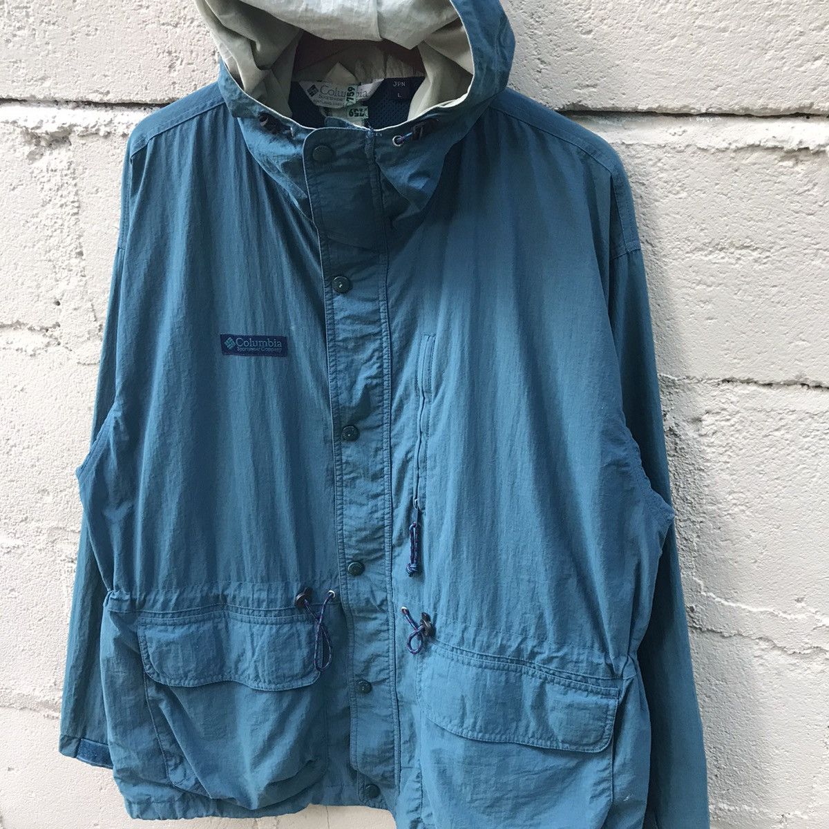 Columbia Vintage Columbia Sportswear Windbreaker Hoodie ZipUp Jacket Size US L / EU 52-54 / 3 - 3 Thumbnail