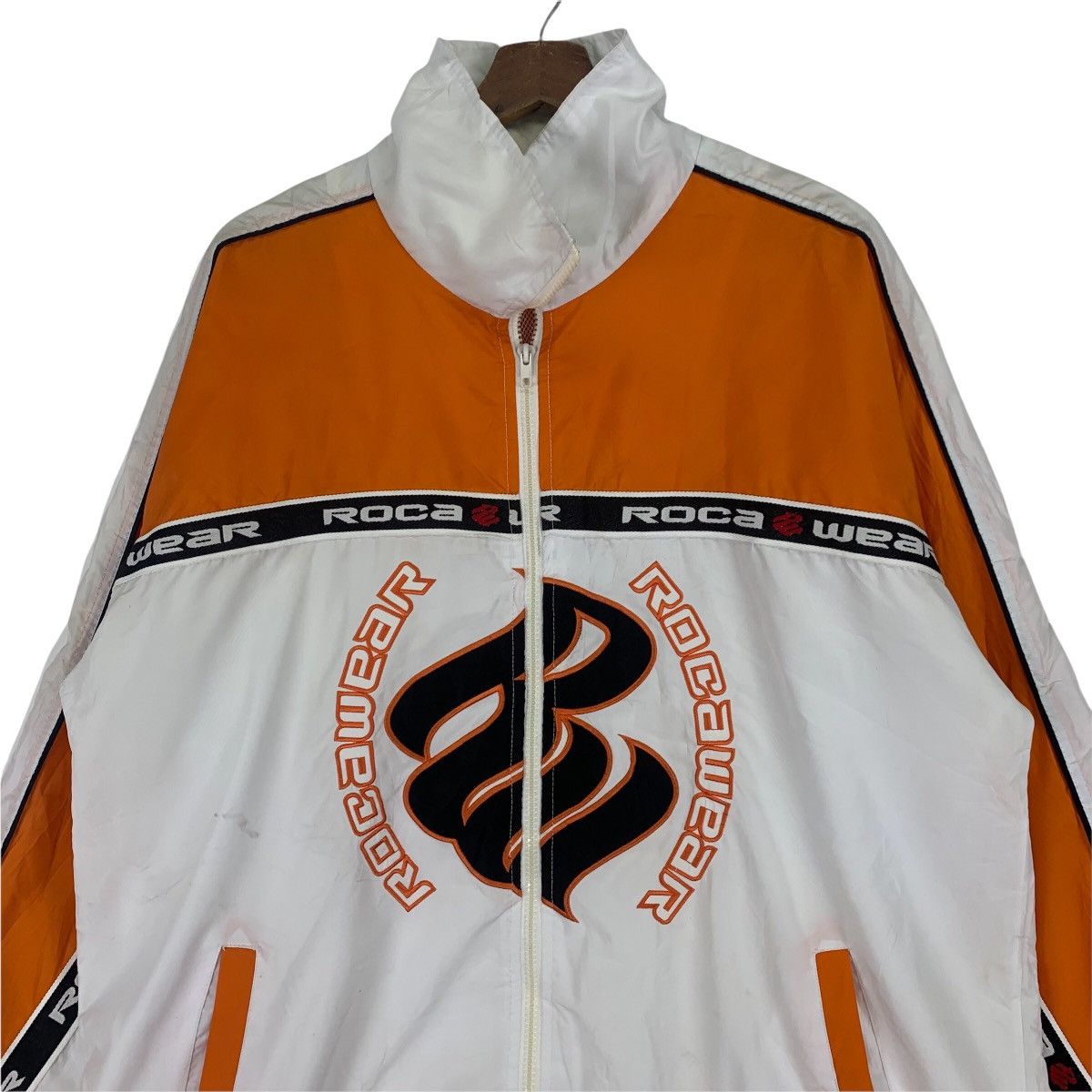 Rocawear Rocawear Embroidery Logo Windbreaker Zipper Jacket Size US L / EU 52-54 / 3 - 2 Thumbnail