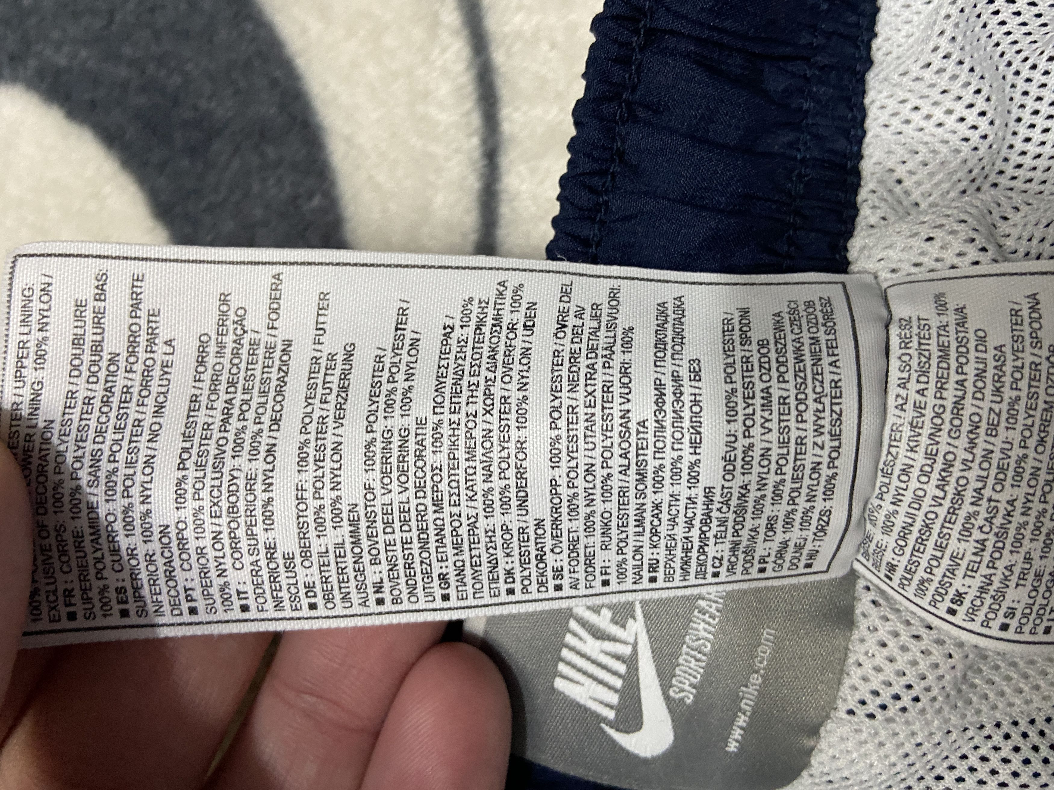 Nike Vintage Nike Mens Nylon Pants Y2K Size US 30 / EU 46 - 6 Thumbnail