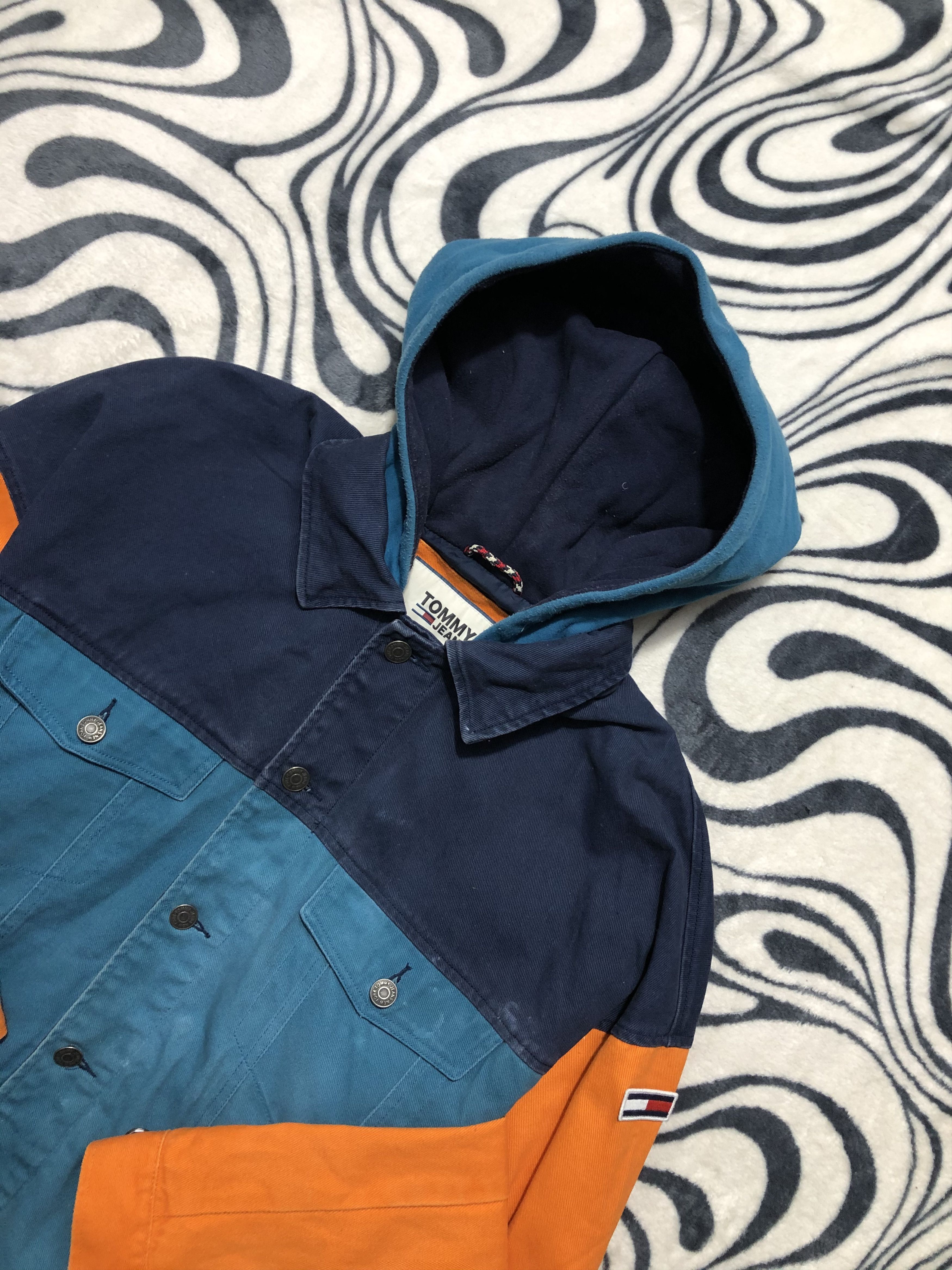 Tommy Hilfiger Tommy Hilfiger Vintage Denim Jacket Size US XL / EU 56 / 4 - 2 Thumbnail