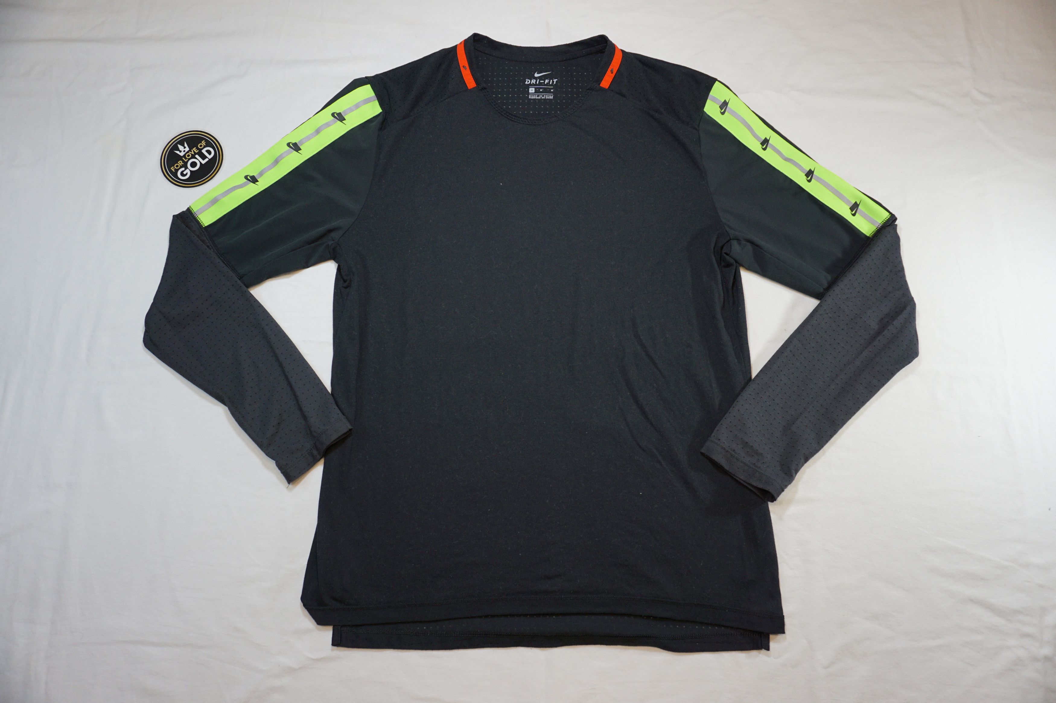 Nike Nike Dri Fit long sleeve 3M reflector longsleeve shirt Size US M / EU 48-50 / 2 - 2 Thumbnail