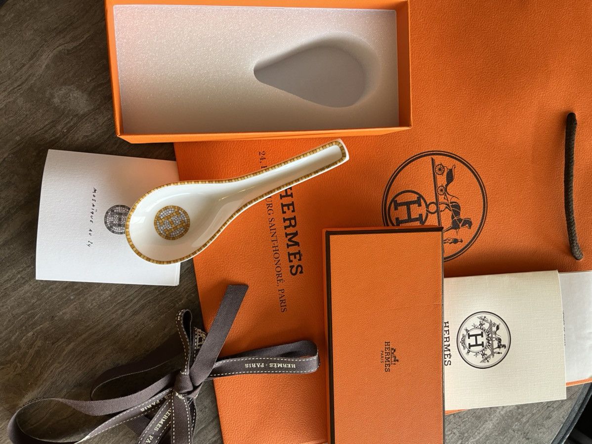 Iconic Super Classic Brand New Rare Mosaique Gold Spoon