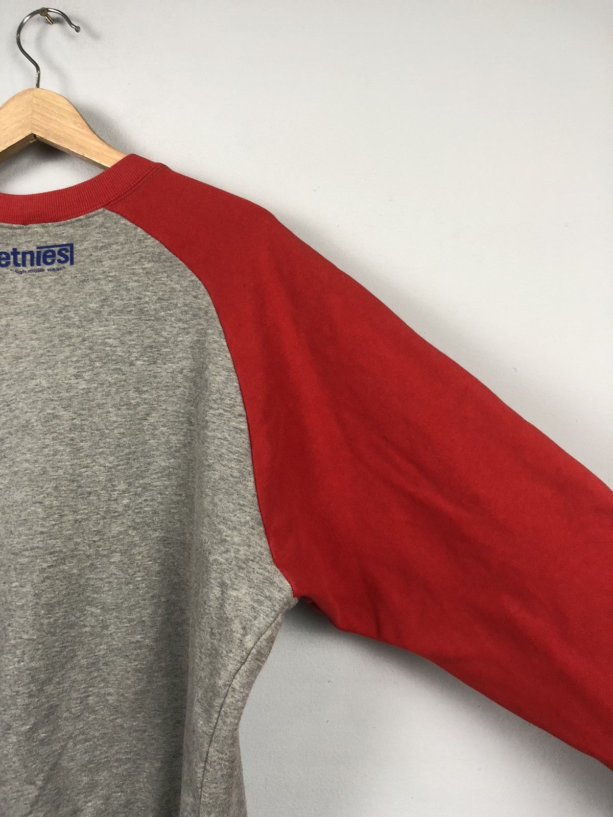 Etnies × Japanese Brand × Vintage Japanese Brand Etnies Raglan Sweatshirt Size US L / EU 52-54 / 3 - 8 Thumbnail