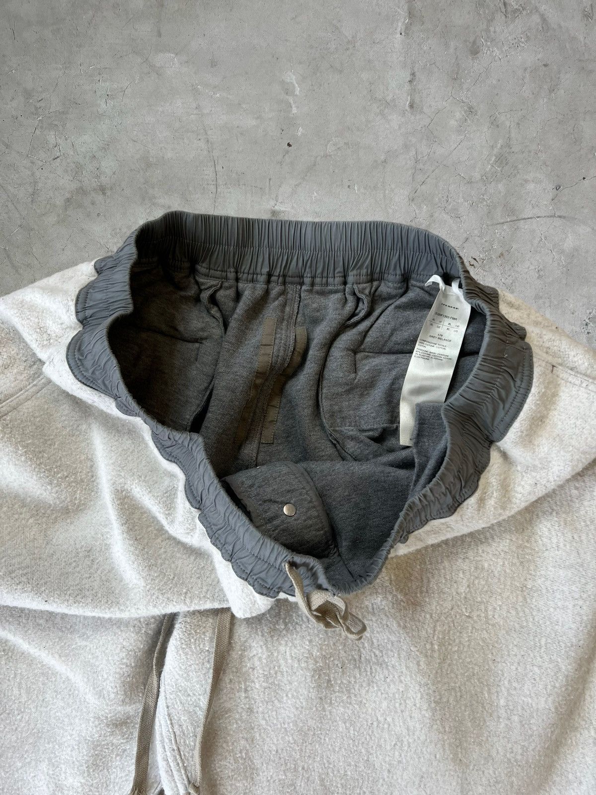 Rick Owens Drkshdw Rick Owens Sweatpants Size US 36 / EU 52 - 11 Thumbnail
