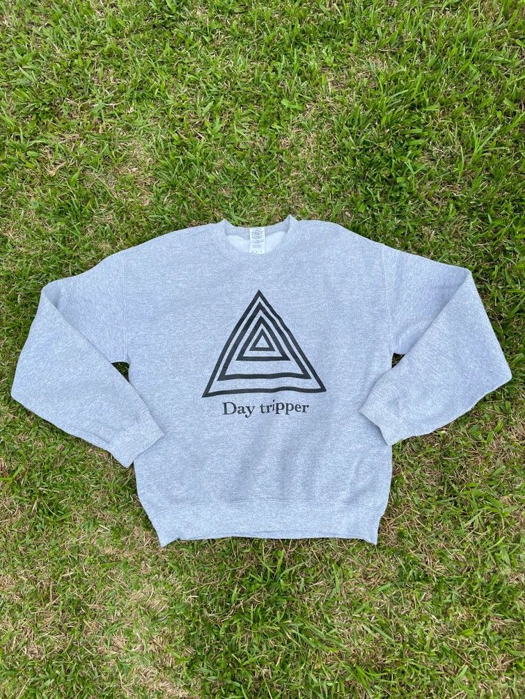 image of Gildan Sweatshirt in Grey, Men's (Size Medium)