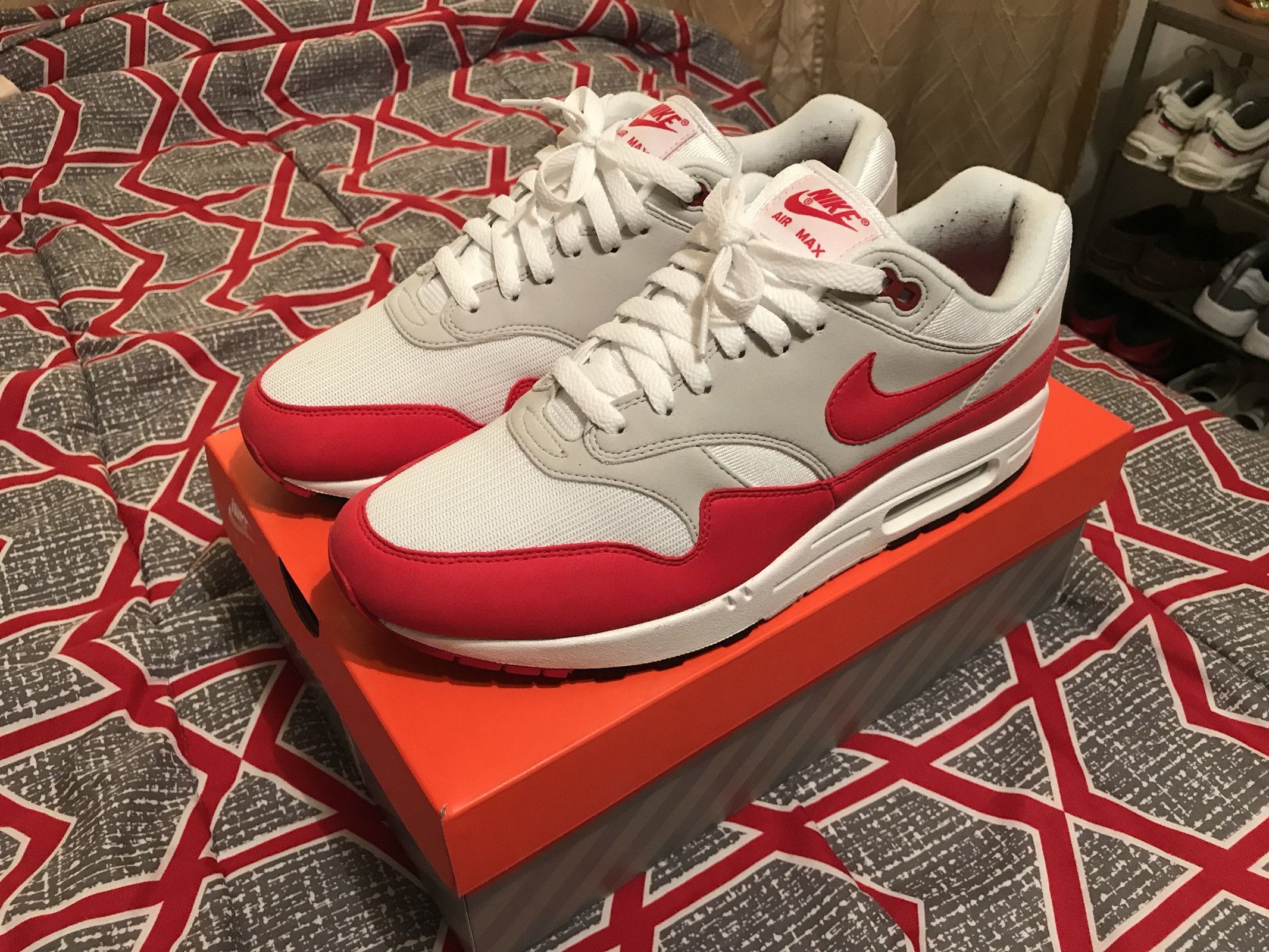 2017 nike air max red