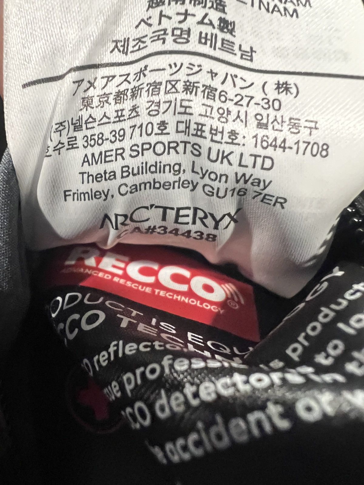Arc'teryx Arcteryx Beta AR Mens - Size M Size US M / EU 48-50 / 2 - 8 Thumbnail