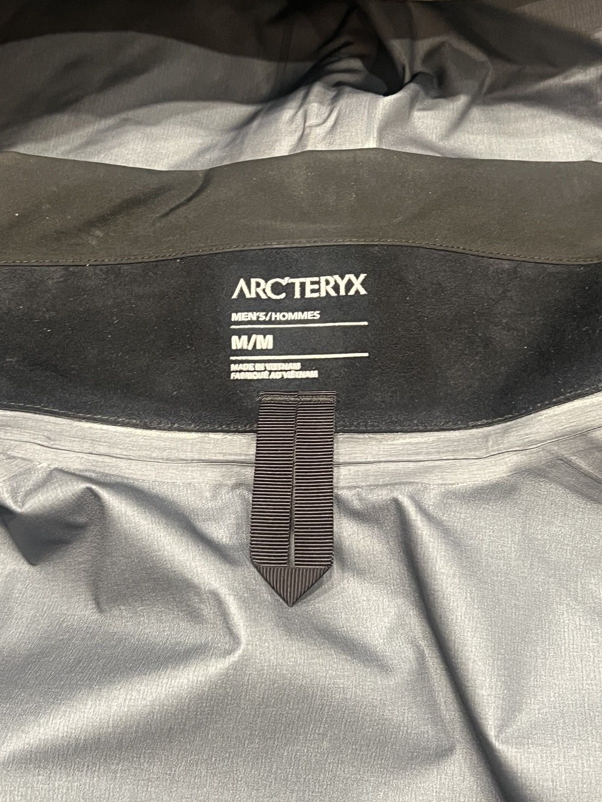 Arc'teryx Arcteryx Beta AR Mens - Size M Size US M / EU 48-50 / 2 - 3 Thumbnail