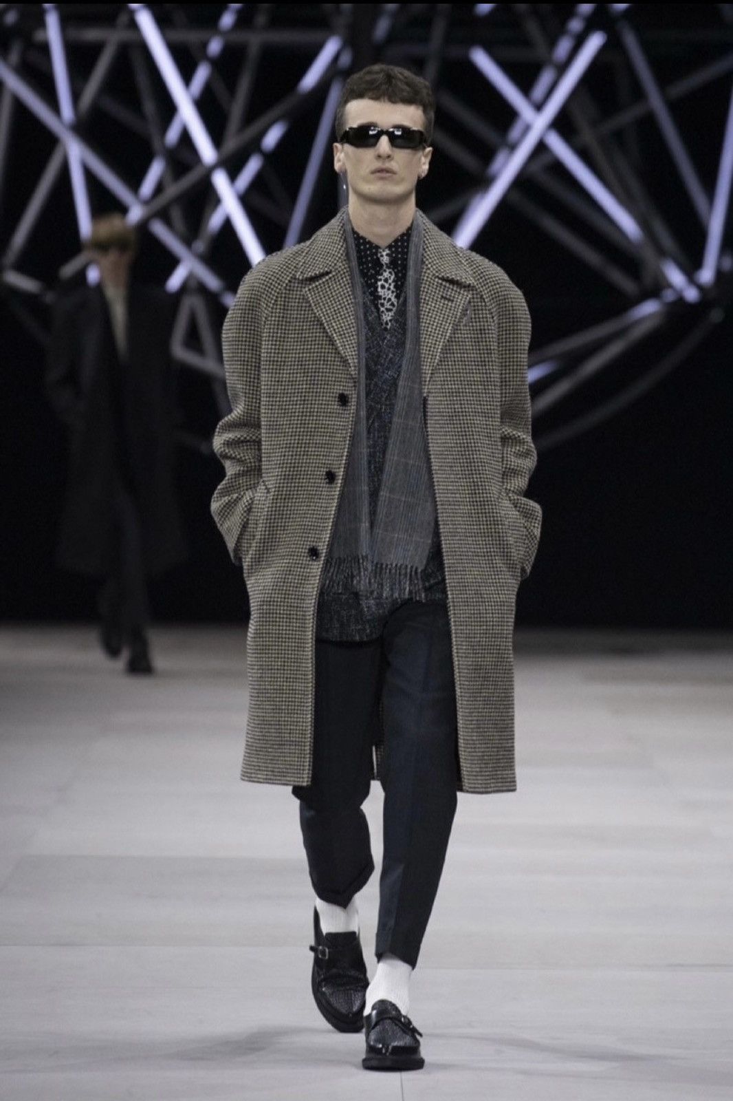 Celine AW19 3-Button Houndstooth Wool Coat Size US S / EU 44-46 / 1 - 2 Thumbnail