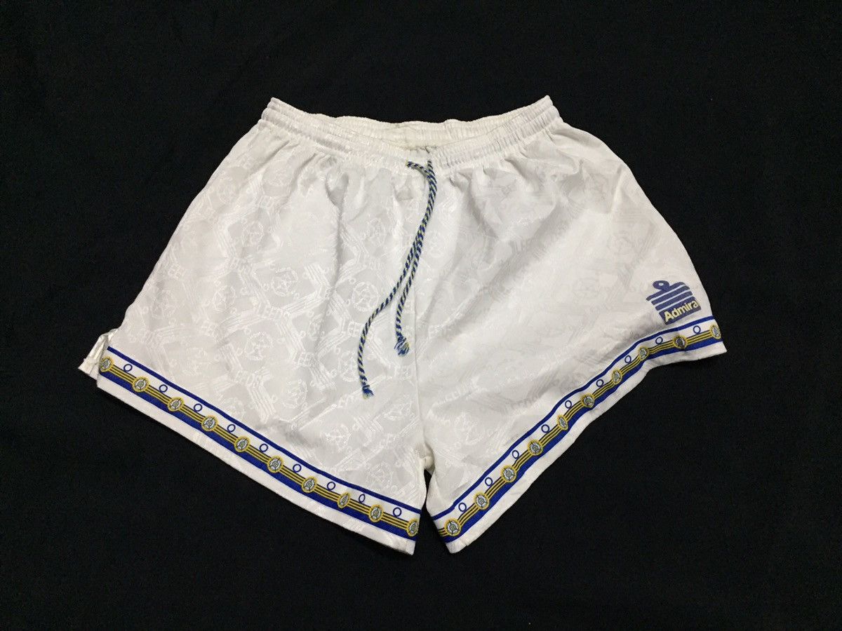 image of Vintage 1992 Leeds United Football Club Shorts in White, Men's (Size 30)