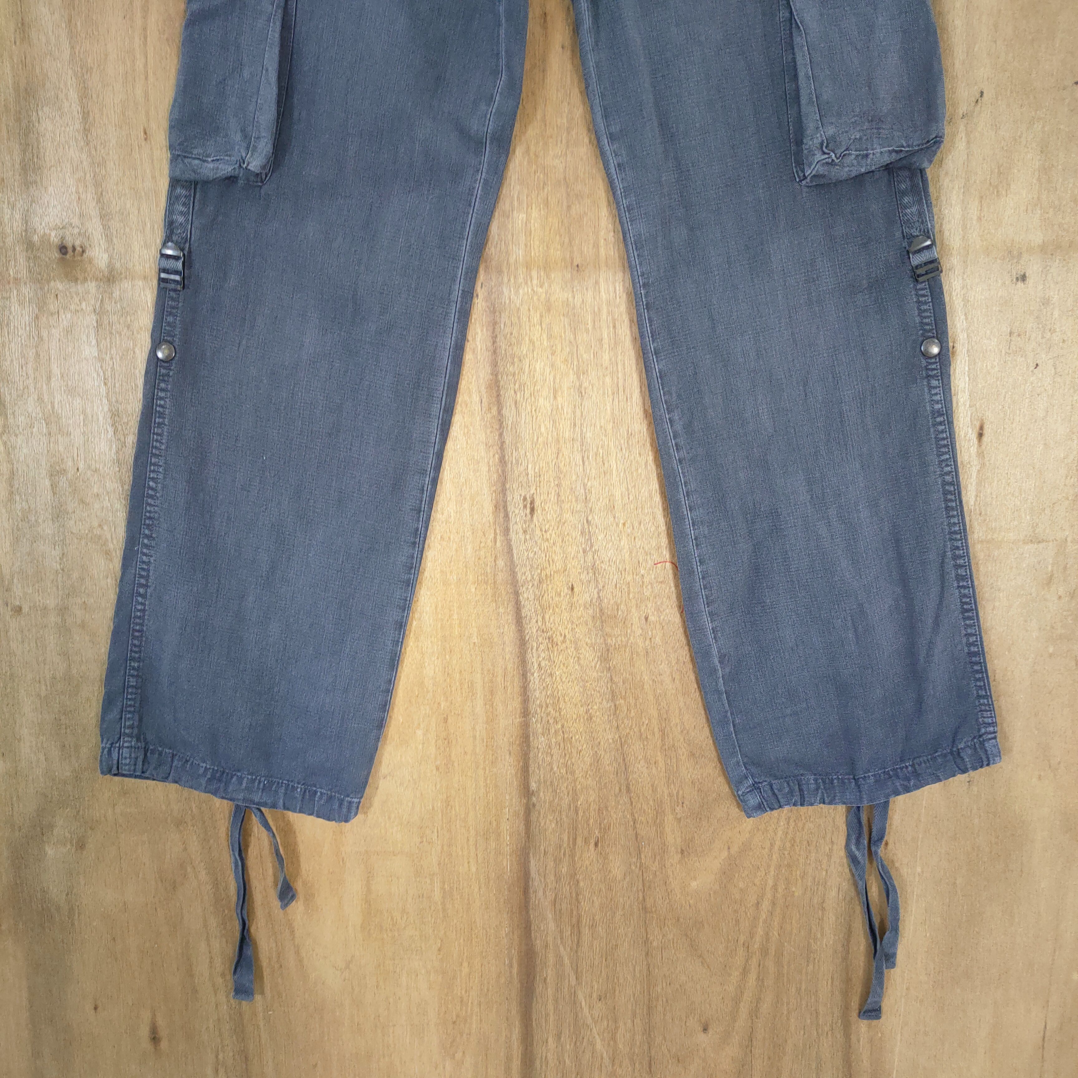 Japanese Brand VINTAGE JAPANESE FADED BONDAGE CARGO PANTS Size US 30 / EU 46 - 4 Thumbnail