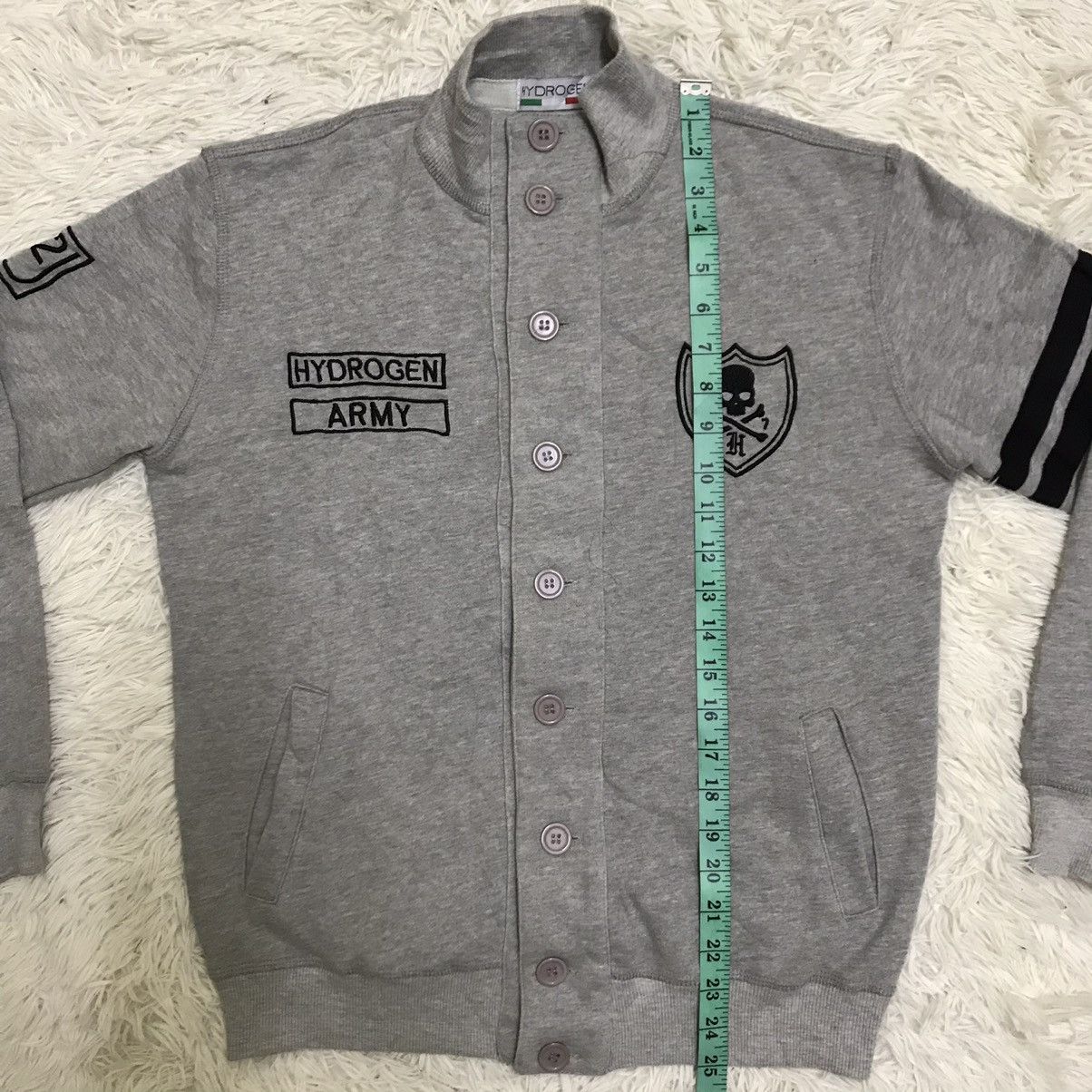 HYDROGEN × Japanese Brand × Vintage Vintage hydrogen army embroidery logo button sweater Size US M / EU 48-50 / 2 - 14 Thumbnail