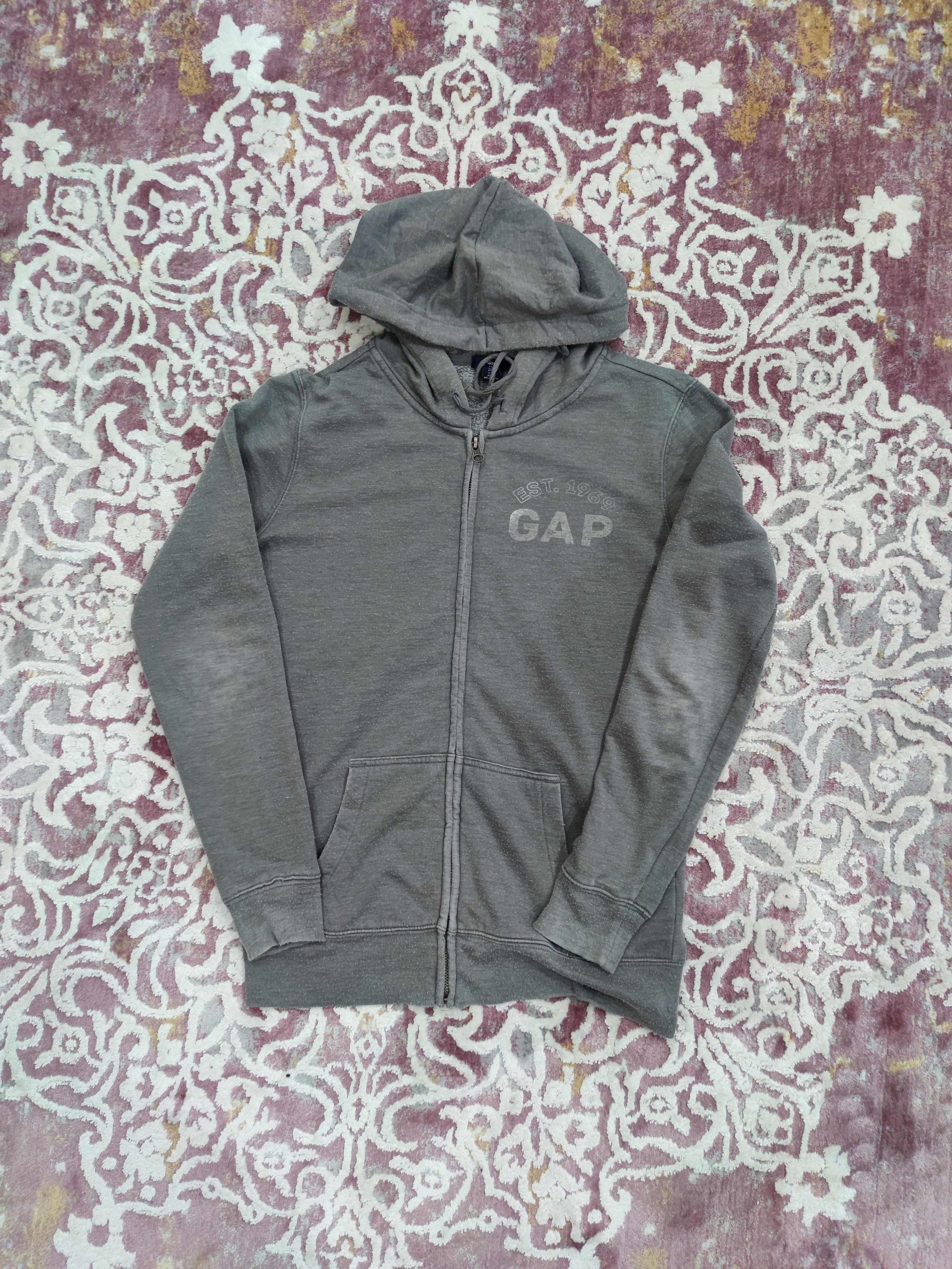 image of Vintage Gap Sweatshirt in Grey, Men's (Size XS)