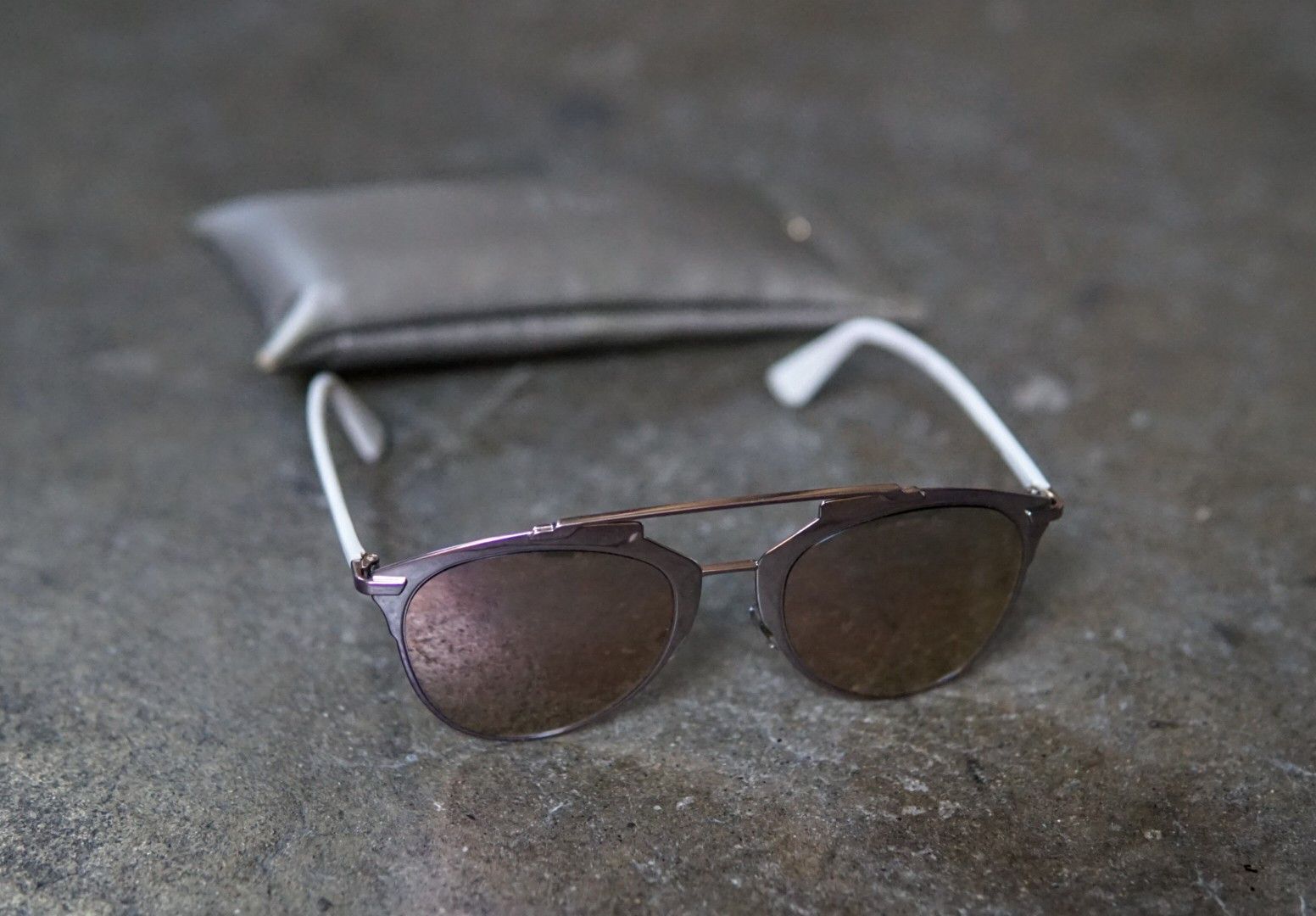 FLAW Christian Dior Sunglasses 31UHA Gold White