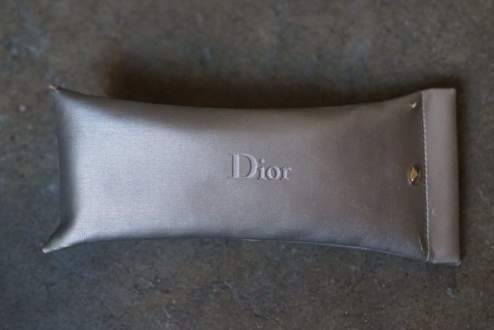 FLAW Christian Dior Sunglasses 31UHA Gold White