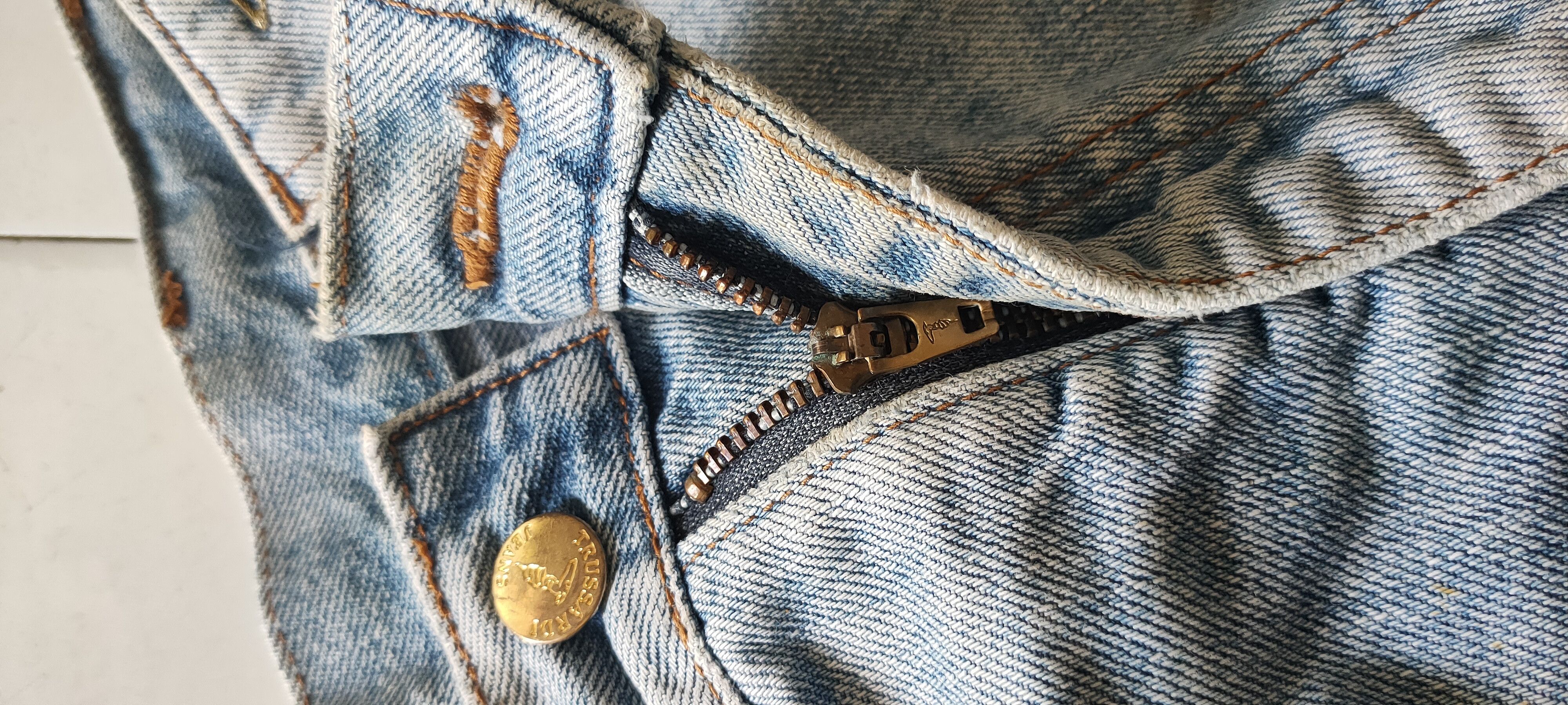 EDWIN VINTAGE DENIM DISTRESSED PAINTED