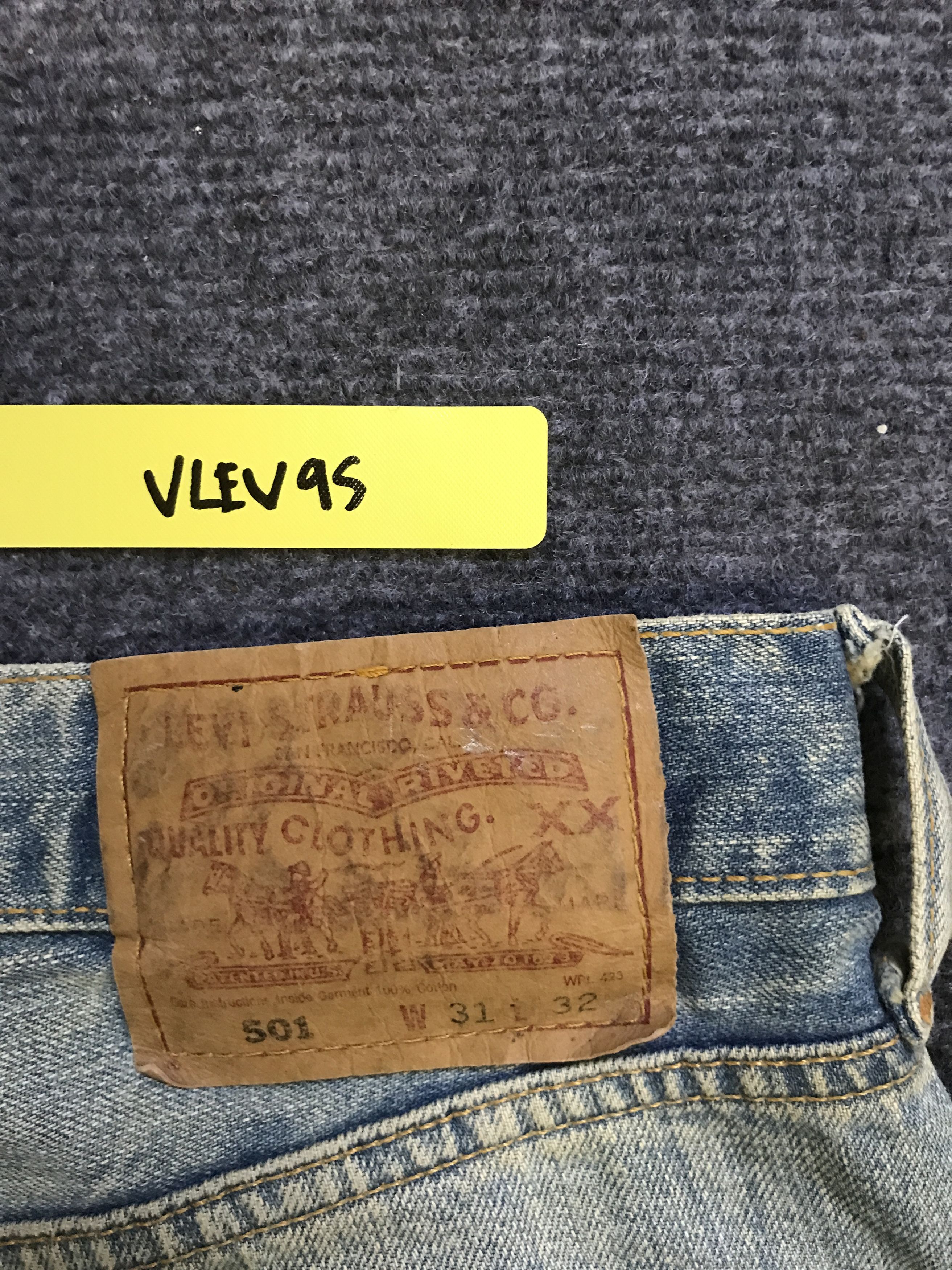 Levi's VLEV95 - Vintage Levis 501 MISFITS Cutoms Distressed Jeans Size US 30 / EU 46 - 19 Thumbnail