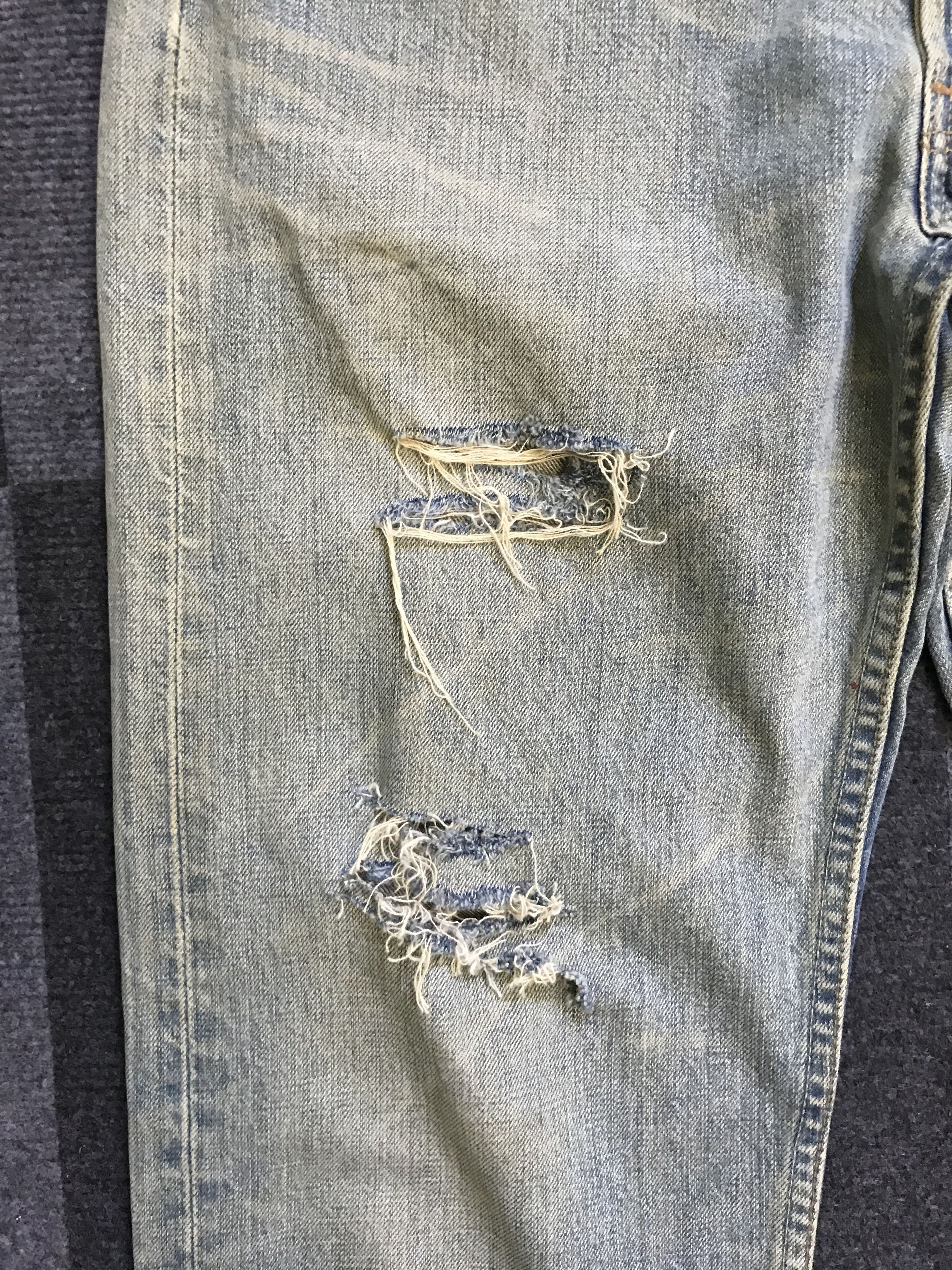 Levi's VLEV95 - Vintage Levis 501 MISFITS Cutoms Distressed Jeans Size US 30 / EU 46 - 5 Thumbnail