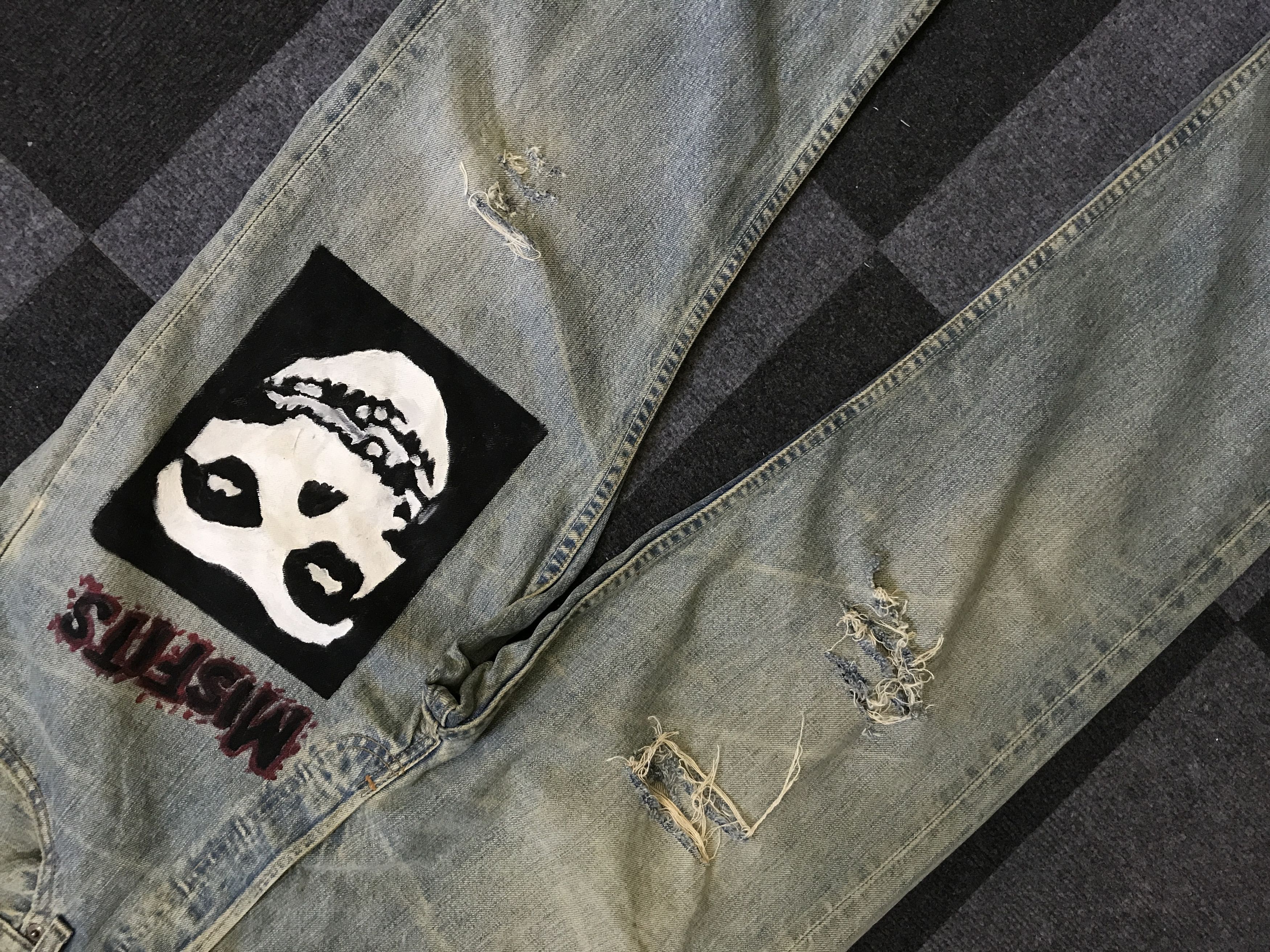 Levi's VLEV95 - Vintage Levis 501 MISFITS Cutoms Distressed Jeans Size US 30 / EU 46 - 3 Thumbnail