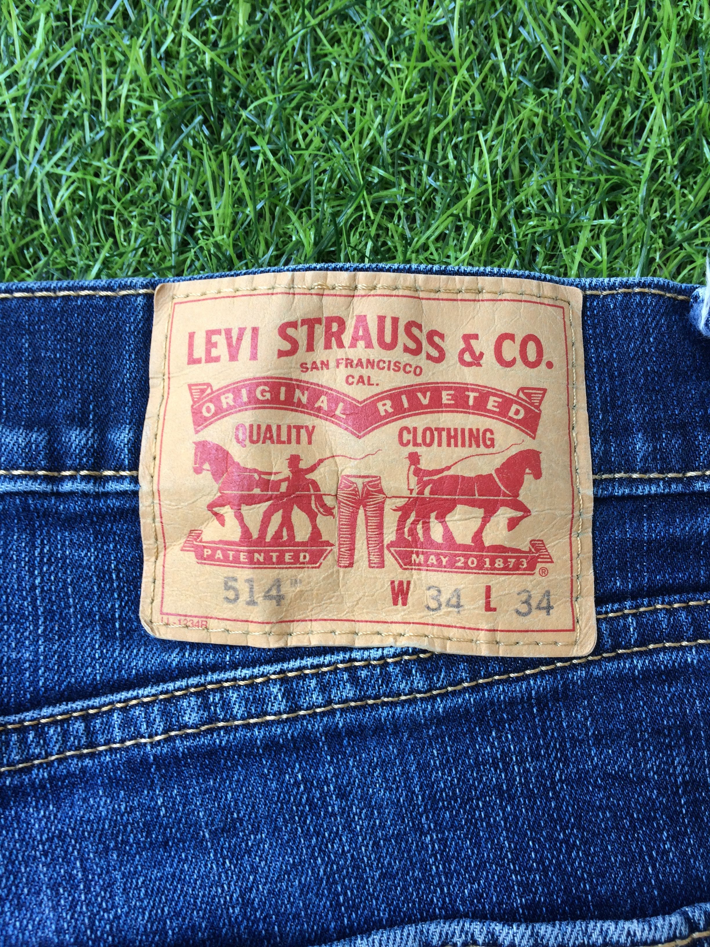 Levi's Vintage Distressed Levis 514 Jeans #B-393 Size US 33 - 11 Thumbnail