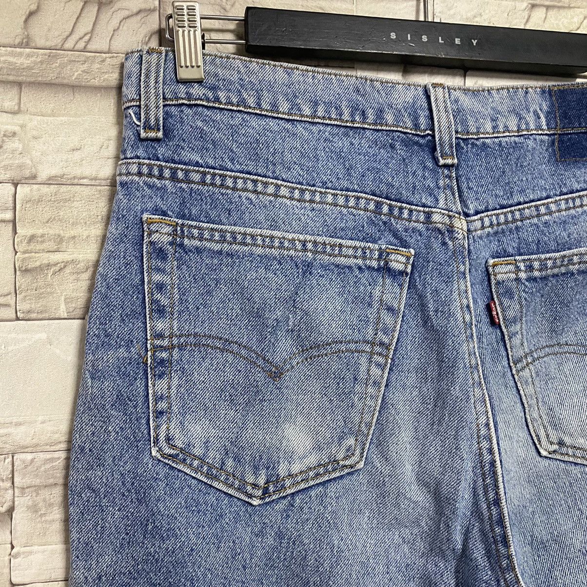 Levi's Vintage 90s Levis 517 Flare Jeans Lightwash 33x33 Made USA Size US 33 - 13 Thumbnail