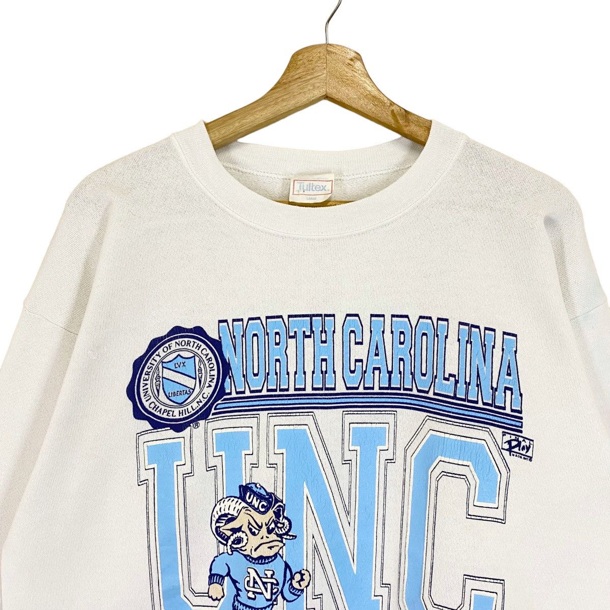 Vintage Vintage 90s North Carolina Tar Hells Crewneck Sweatshirt Size US M / EU 48-50 / 2 - 4 Thumbnail