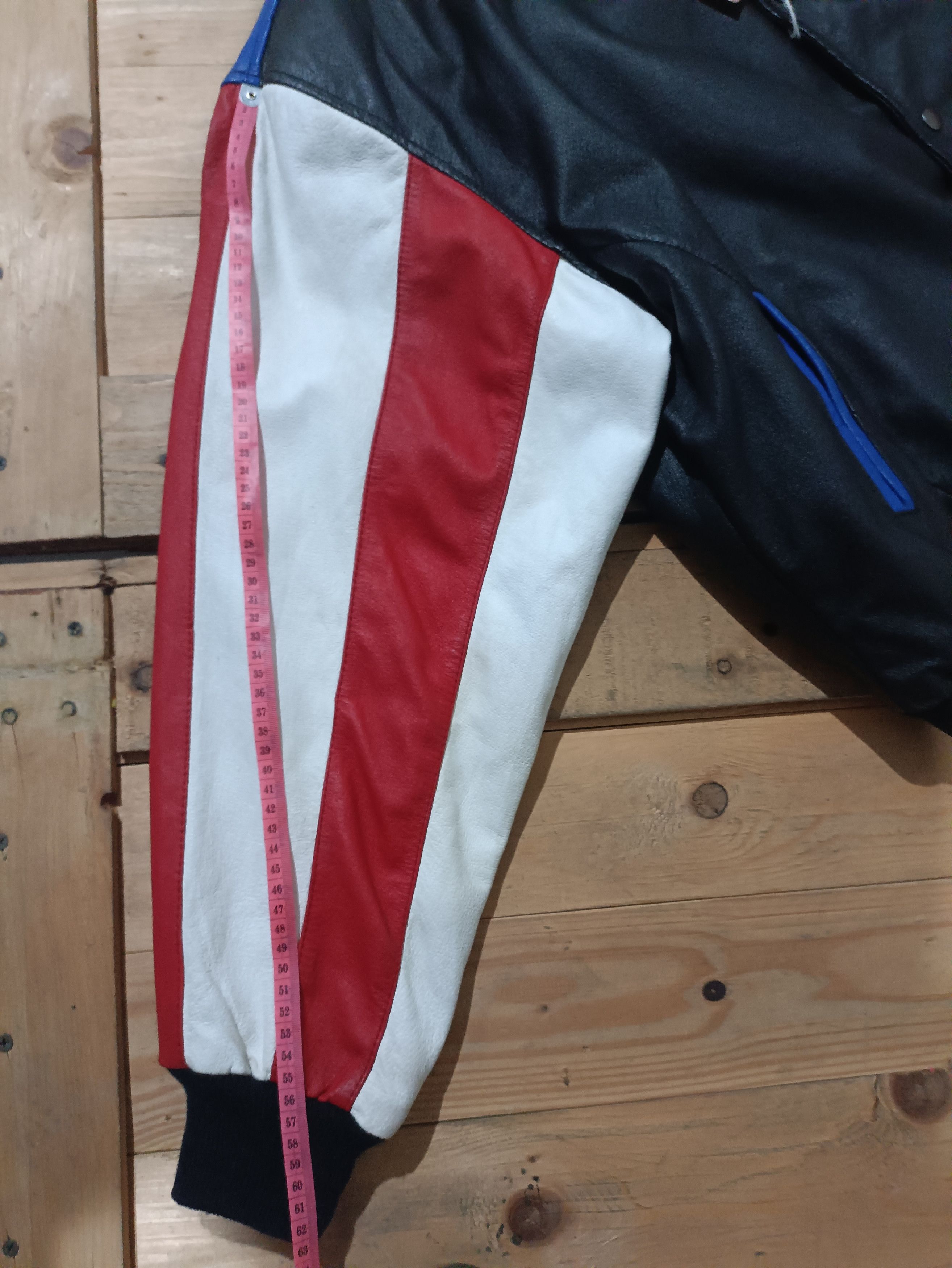 VTG 90'S DASTARDLY MUTTLEY LEATHER VARSITY JACKET COLORBLOCK
