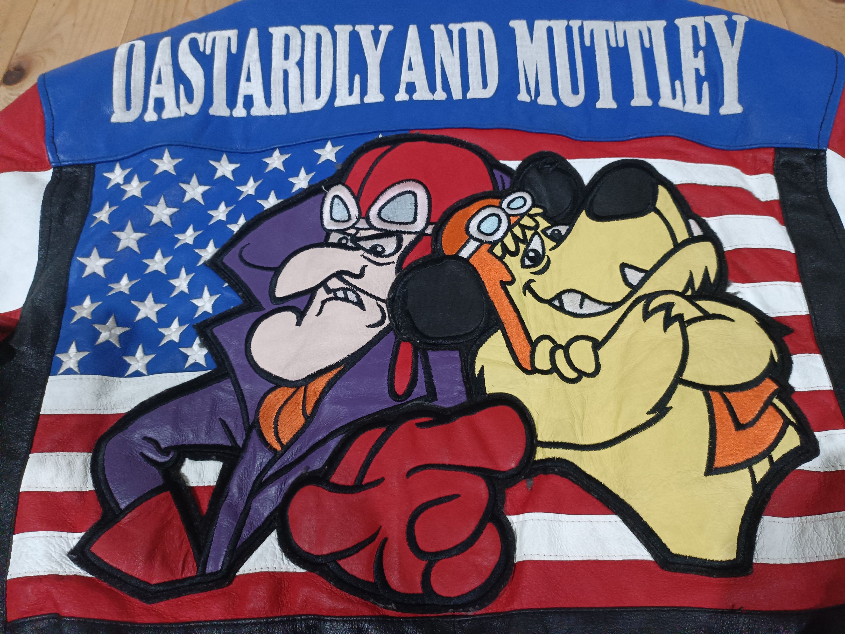 VTG 90'S DASTARDLY MUTTLEY LEATHER VARSITY JACKET COLORBLOCK