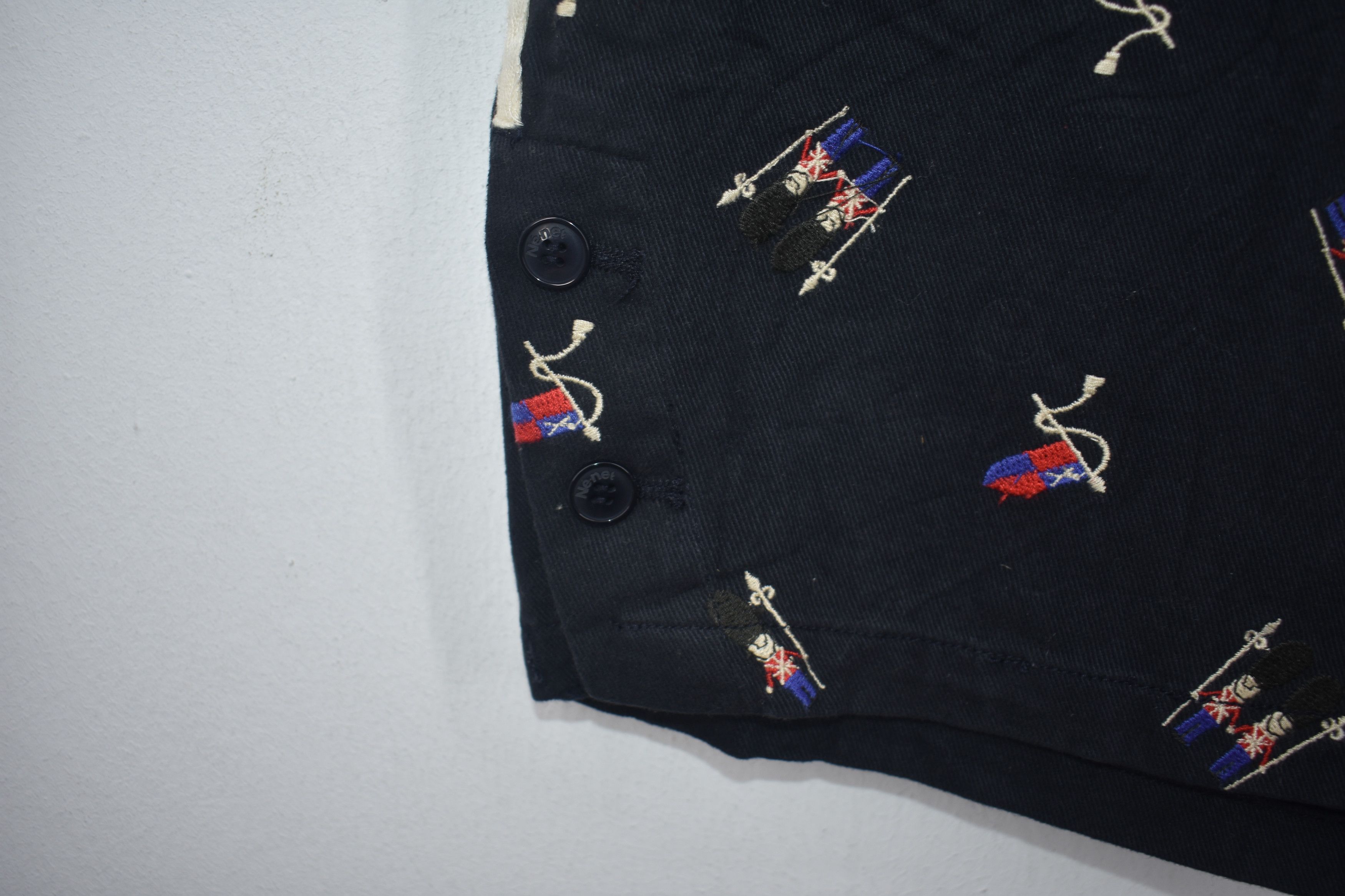 Issey Miyake × Ne-Net × Vintage Issey Miyake Ne Net Embroidery Short Pants Denim W30 Size US 30 / EU 46 - 2 Thumbnail