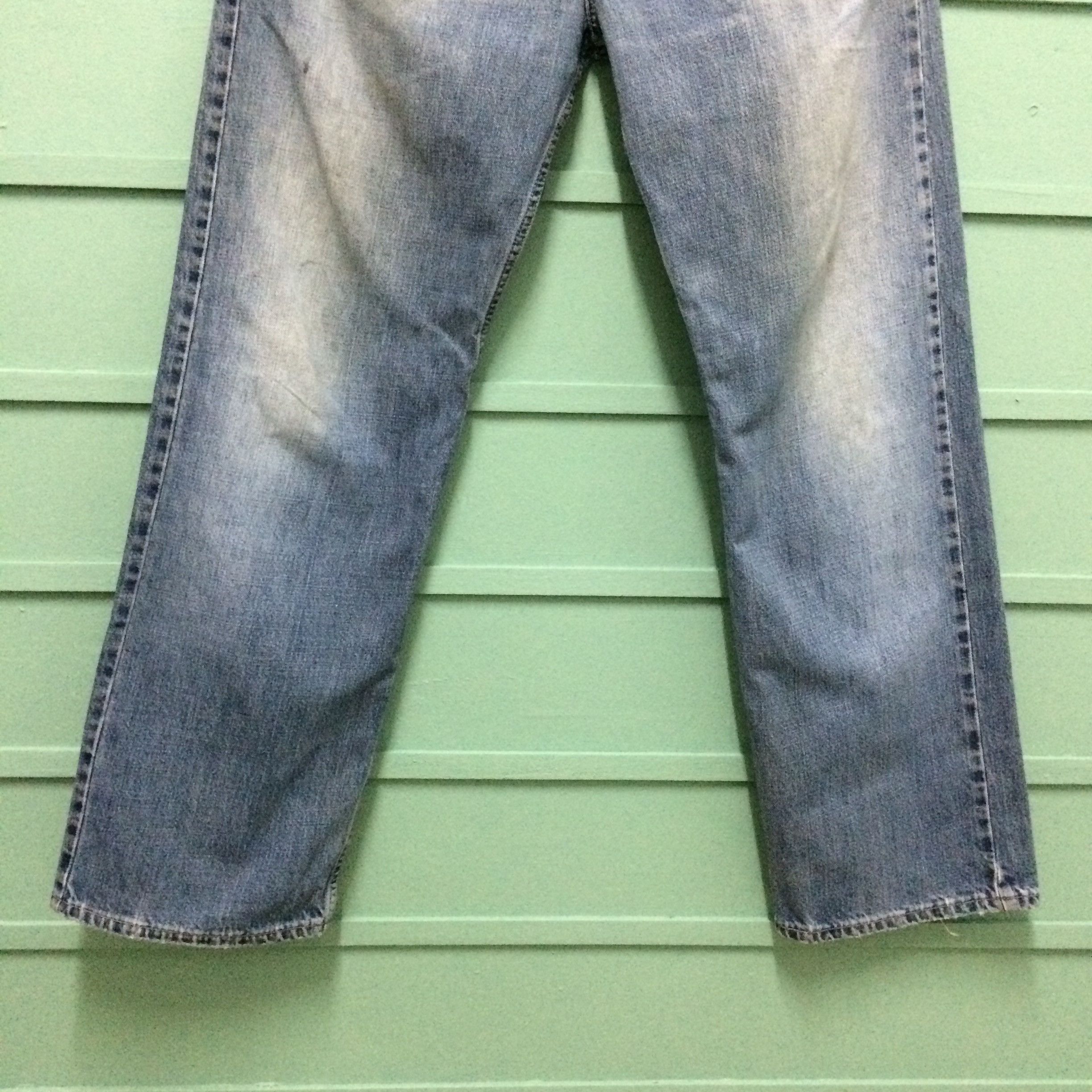 Levi's Distressed Levis 529 Low Rise Jeans #B-171 Size US 35 - 4 Thumbnail