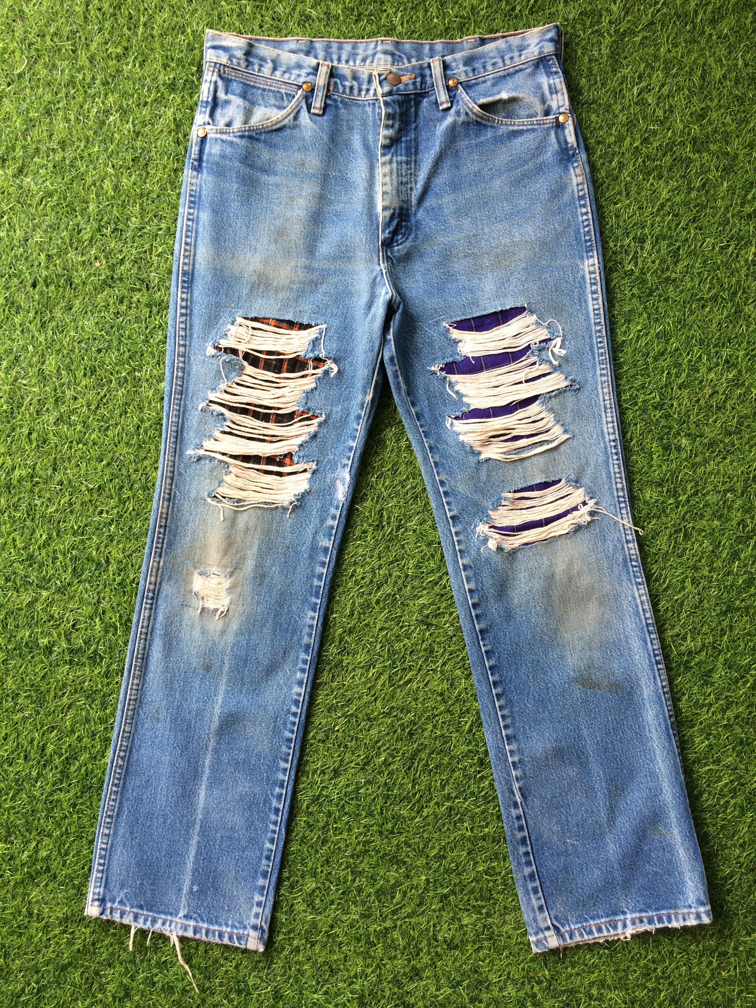 Vintage × Wrangler Wrangler Ripped Patchwork Jeans #B-1025 Size US 32 / EU 48 - 1 Thumbnail