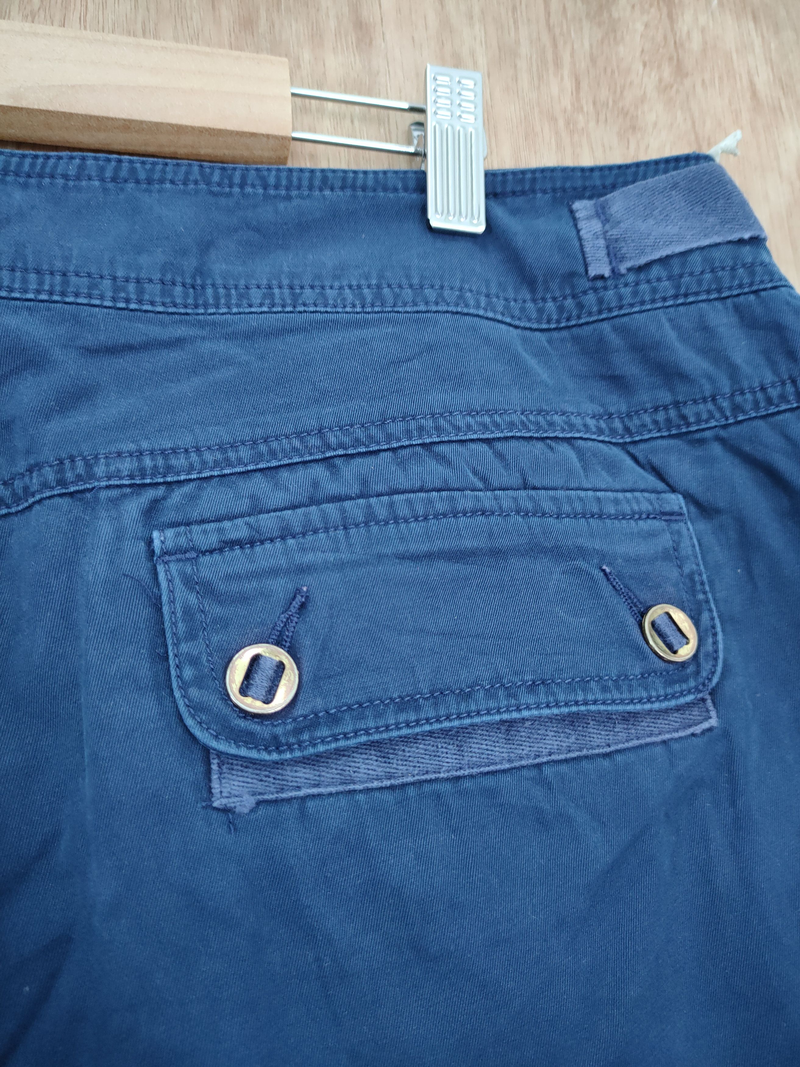 Jones New York DLL Jones New York blue cropped cargo pants #1002 Size US 35 - 11 Thumbnail