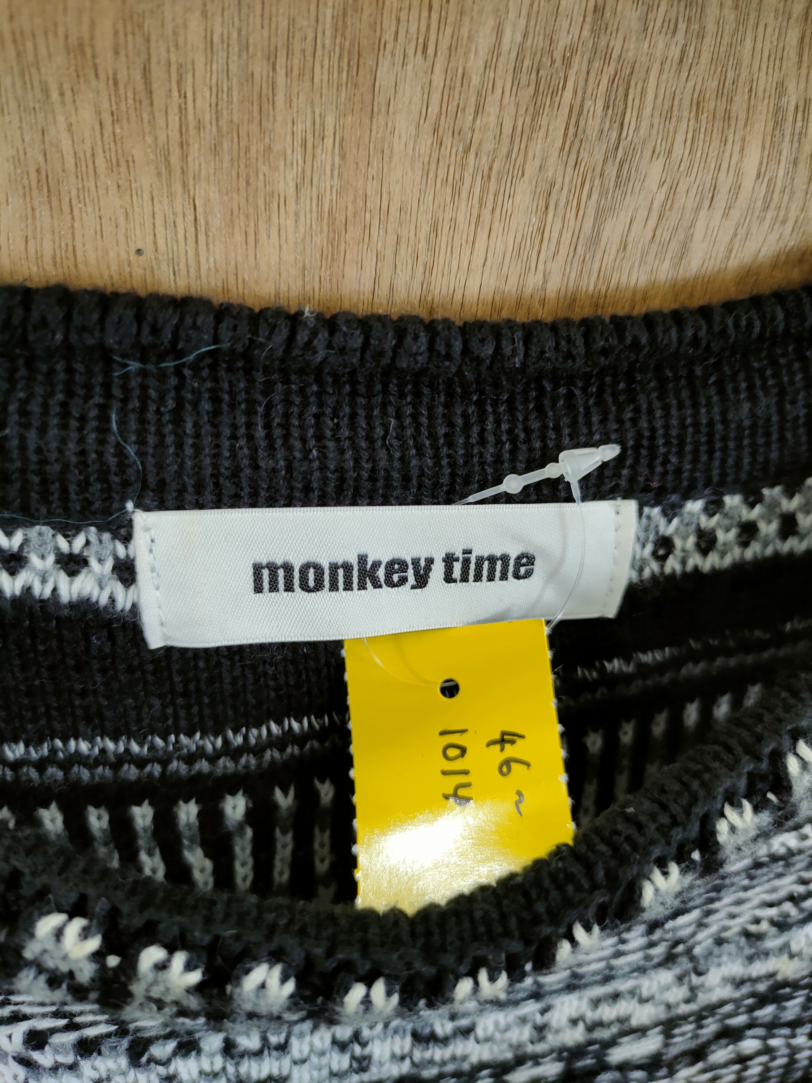 monkey time D Monkey Time aran isle knitwear like coogi #46-1014 Size US M / EU 48-50 / 2 - 4 Thumbnail