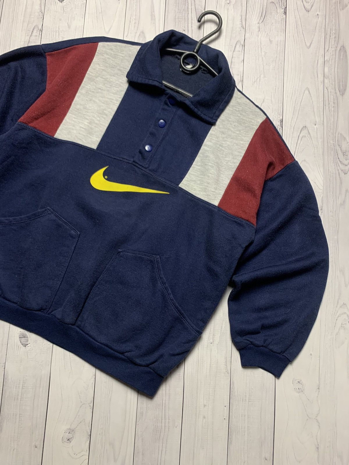 Nike × Vintage Vintage Nike sweatshirt logo swoosh size Xs rare Centr logo Size US XS / EU 42 / 0 - 2 Thumbnail