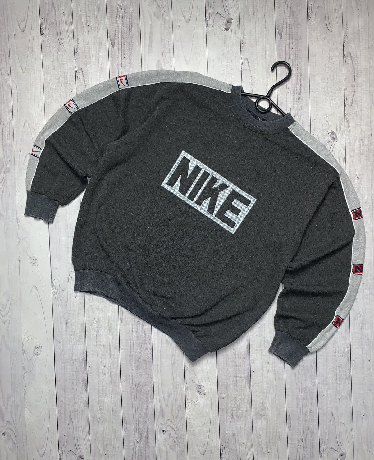 Nike × Vintage Vintage Nike sweatshirt big logo size M Size US M / EU 48-50 / 2 - 2 Thumbnail