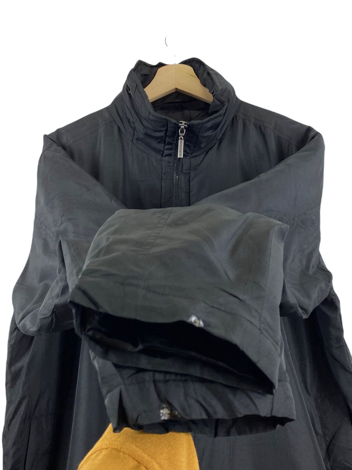 MCM MCM Windbreaker Nylon Jacket Size US L / EU 52-54 / 3 - 7 Thumbnail
