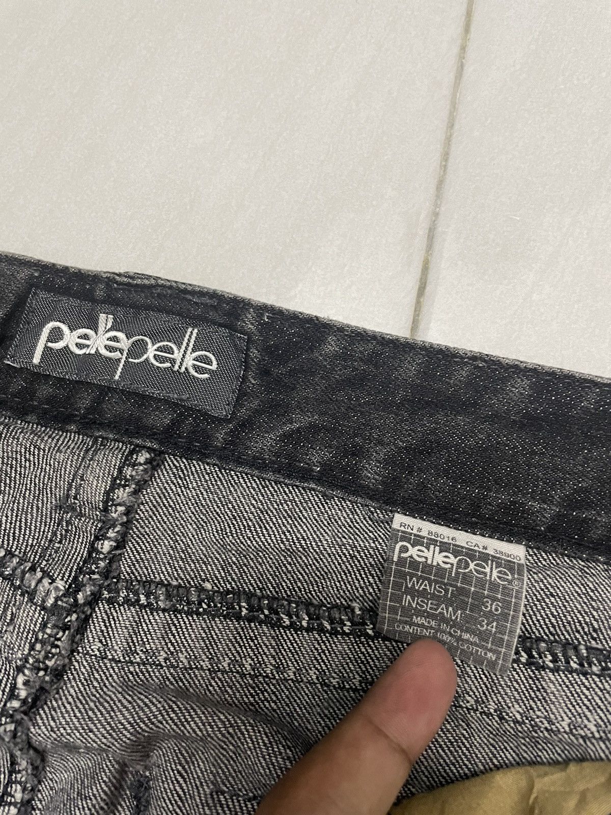 Marc Buchanan Vintage Pelle Pelle Jeans Embroidery Logo Faded Black Size US 36 / EU 52 - 7 Thumbnail