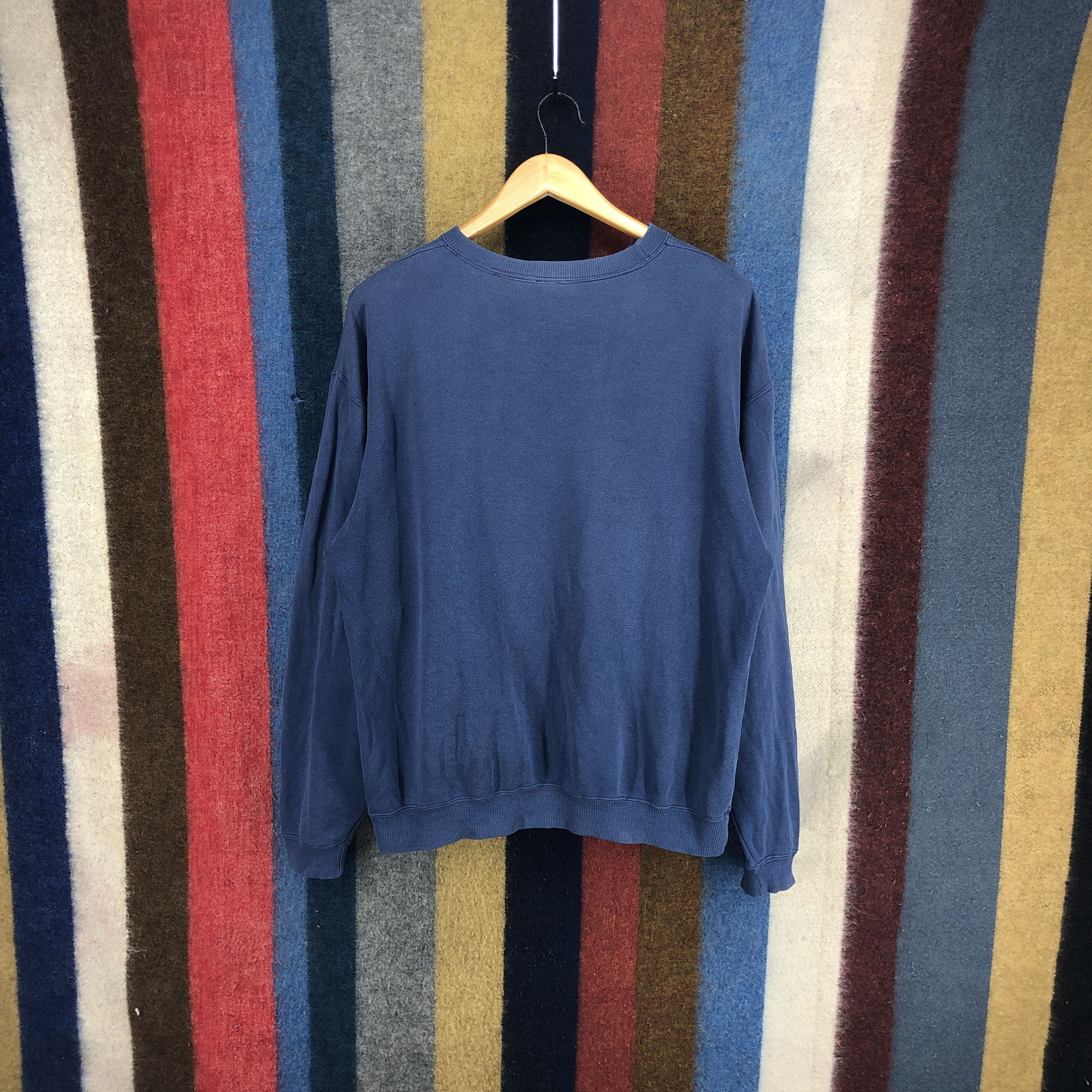 Nike 90s Vintage NIKE SILVER TAG Crew Neck Sweatshirt #0330/M Size US L / EU 52-54 / 3 - 8 Thumbnail