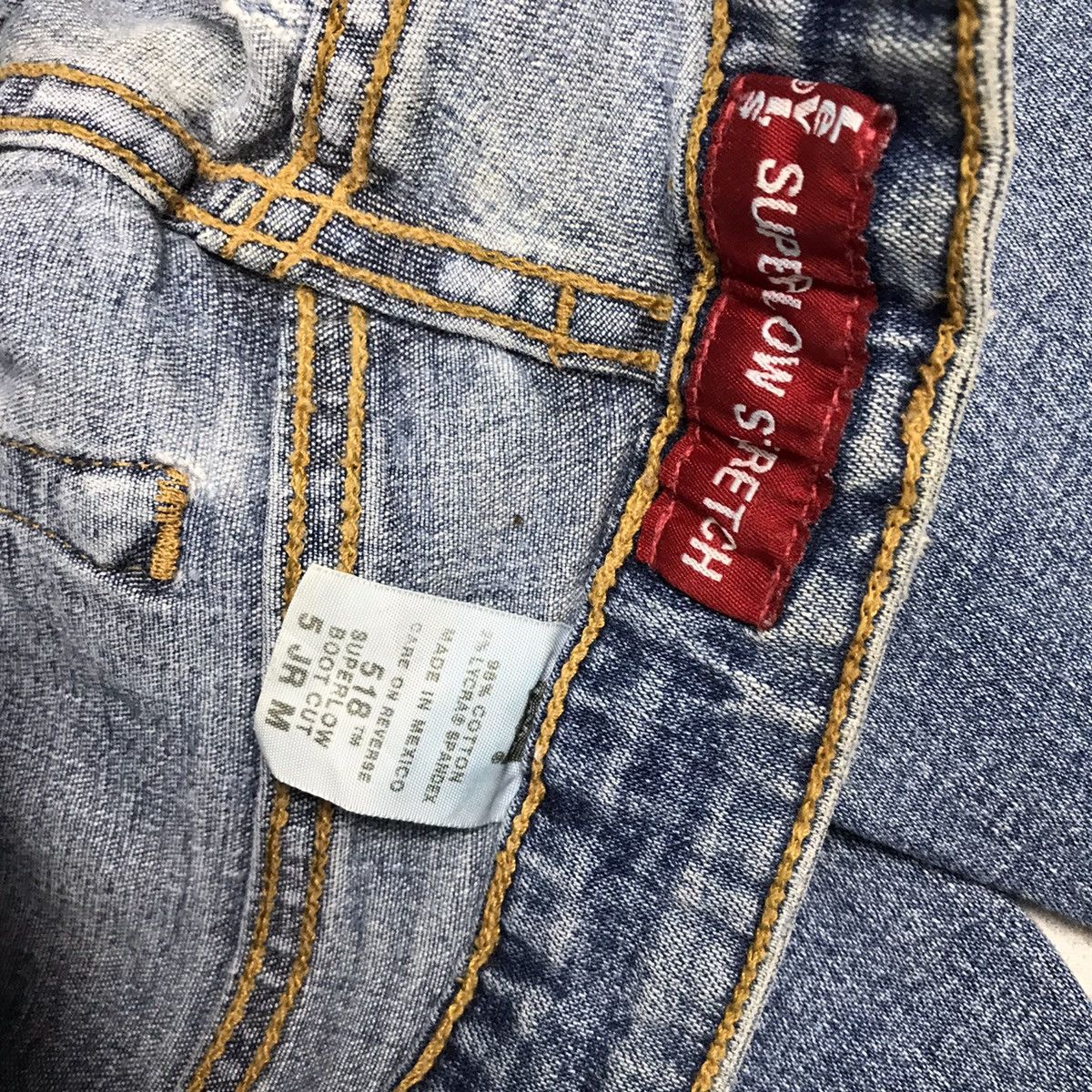 Levi's × Vintage Vintage Levis 518 Flare Light Wash Denim Jeans Size 29" - 13 Thumbnail